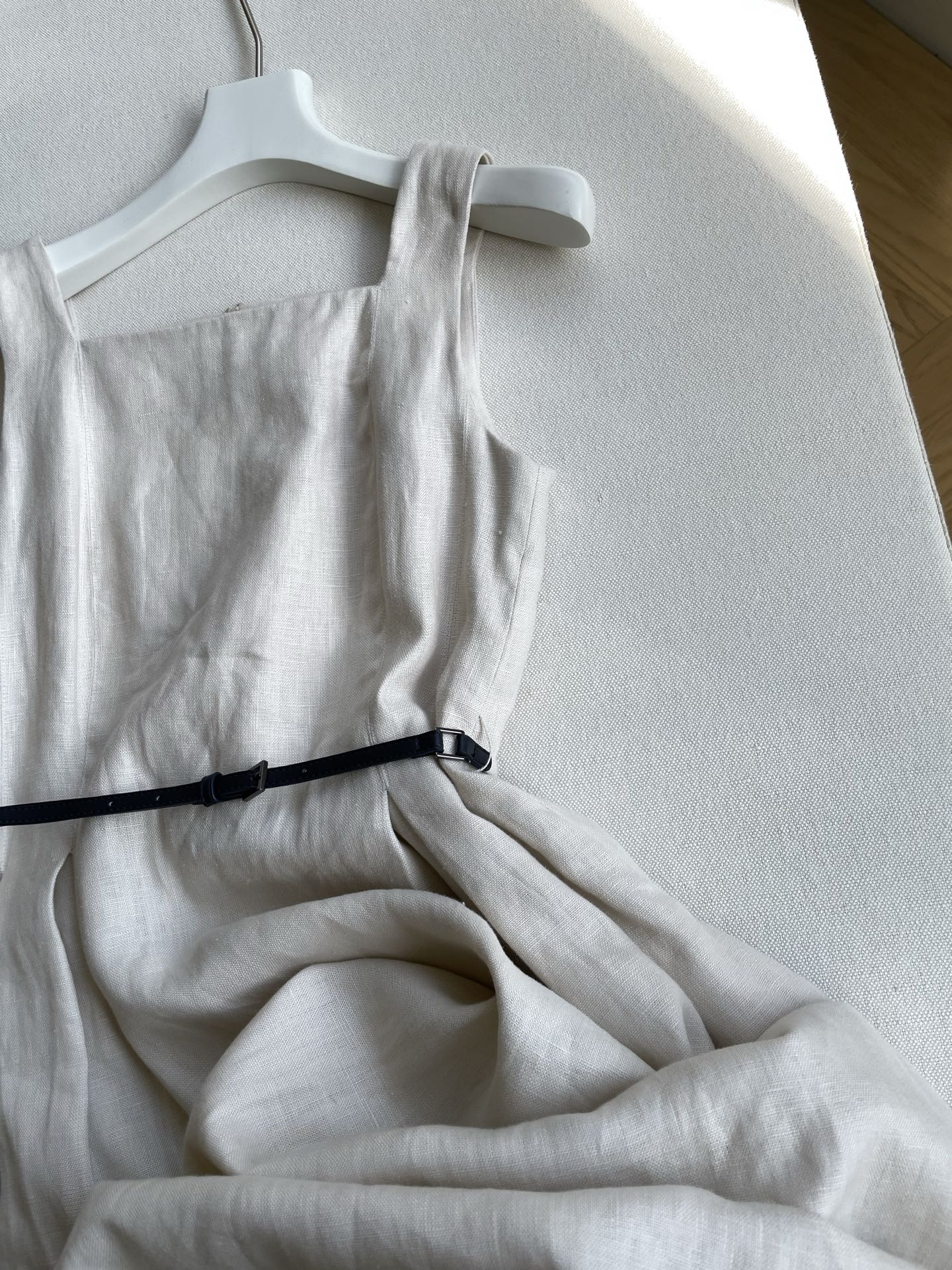 Max Mara Single-Rate French Suit: Elegant, Classic, and High-Quality Wool. - 图片 5