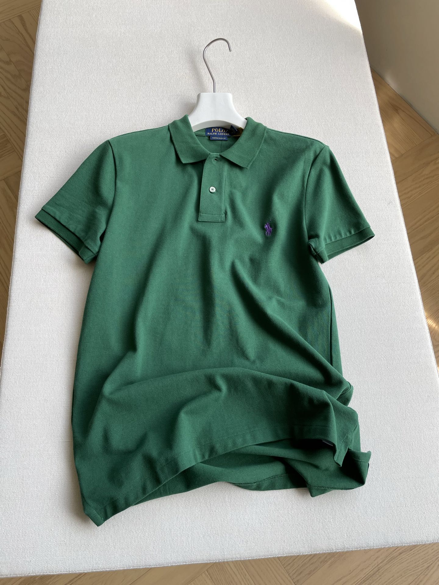 “Classic Polo: RLlav Lauren 2025 Women’s Suit with Embroidered Ponies” - 图片 1