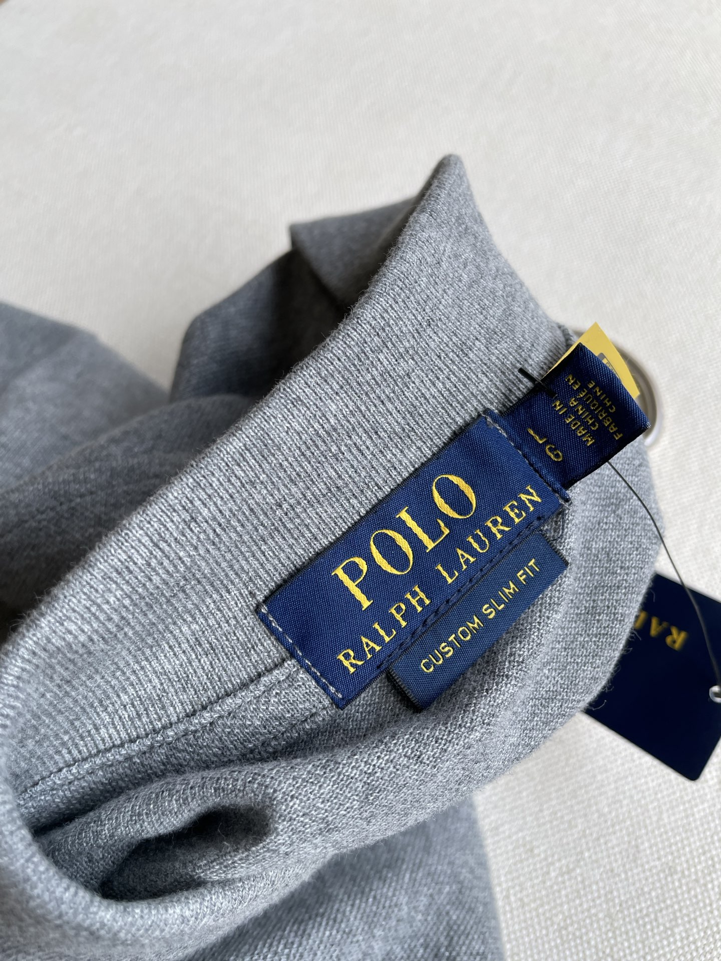 “Women’s Hard-Core Suit with Classic Polo: RLlav Lauren 2025 Collection” - 图片 7