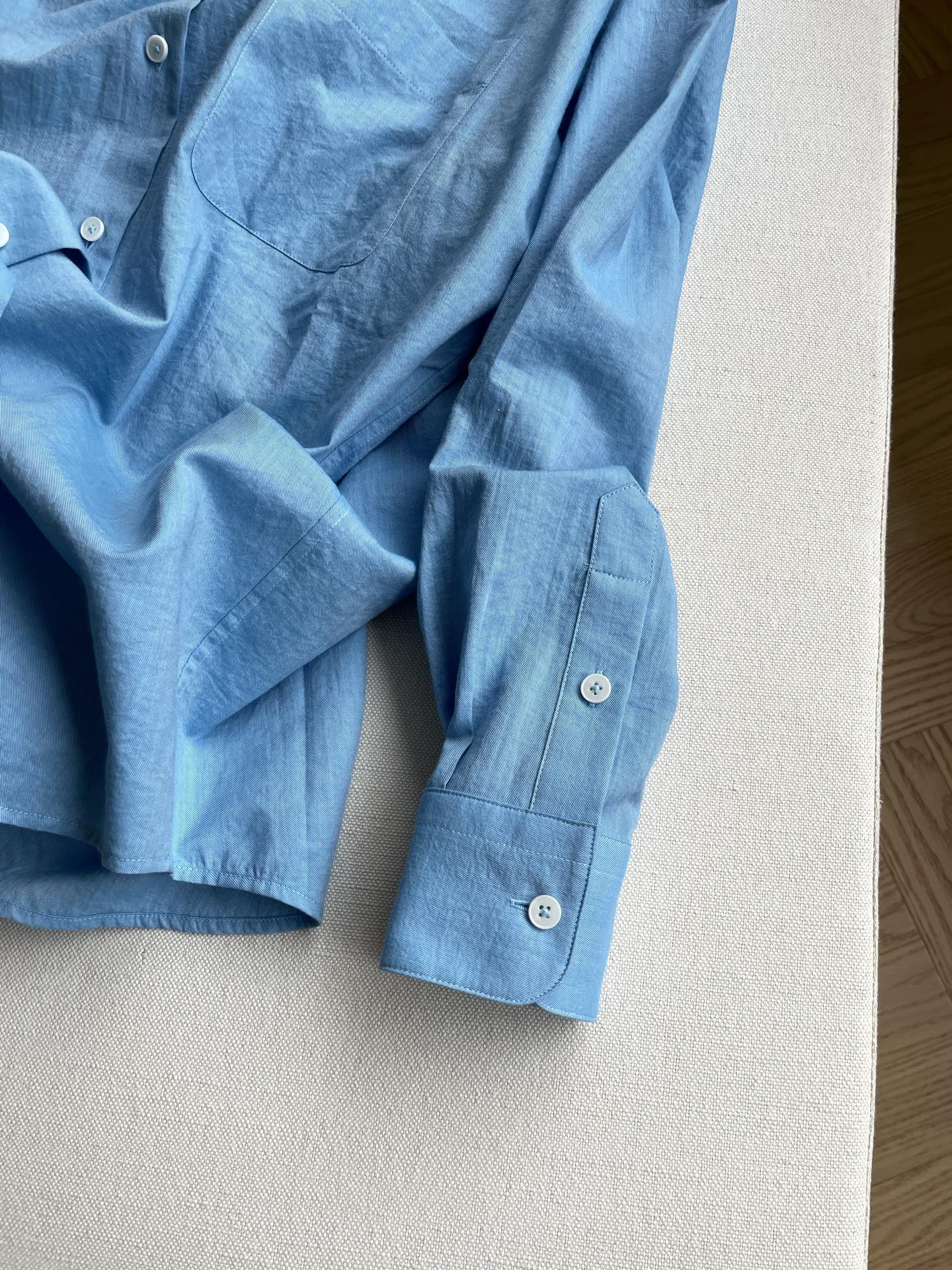 “High-Quality Female Suit with Velvet and Wool Blend Fabric, Comfortable and Versatile Fit” - 图片 6