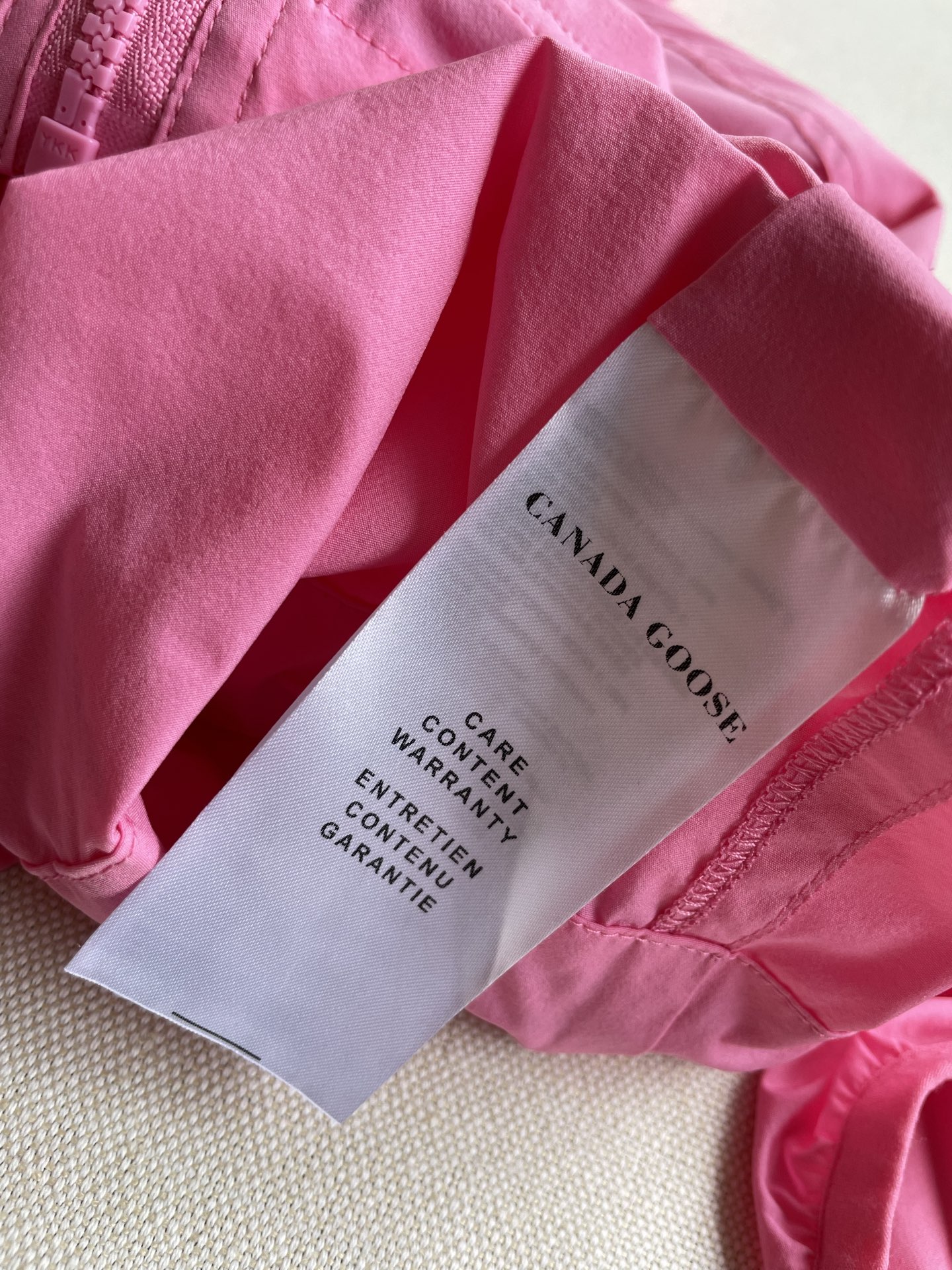 Kaslo Short Windproof Jacket with Double Hood and Ballistic Cuff, XS-L, Dark Gray Pink - 图片 6