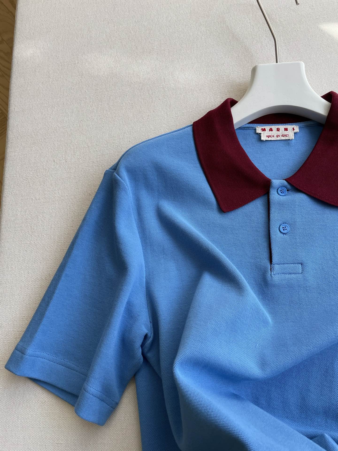 “Vintage Style Women’s Polo Suit in Blue and Red, Sizes 36-40” - 图片 3