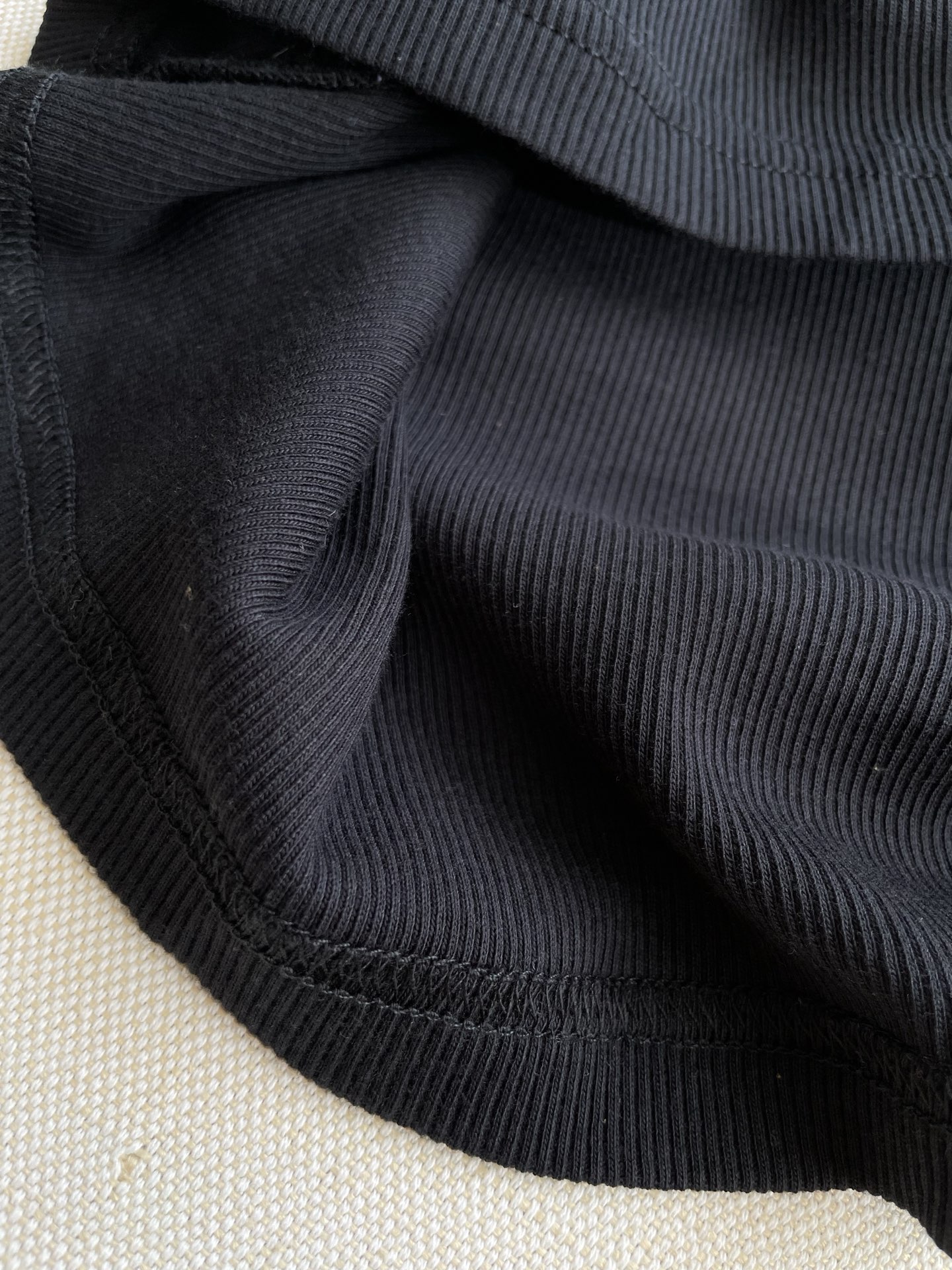 “Single Female Long-Sleeve Cotton Suit with Logo Embroidery – Lightweight and Comfortable for Autumn” - 图片 7