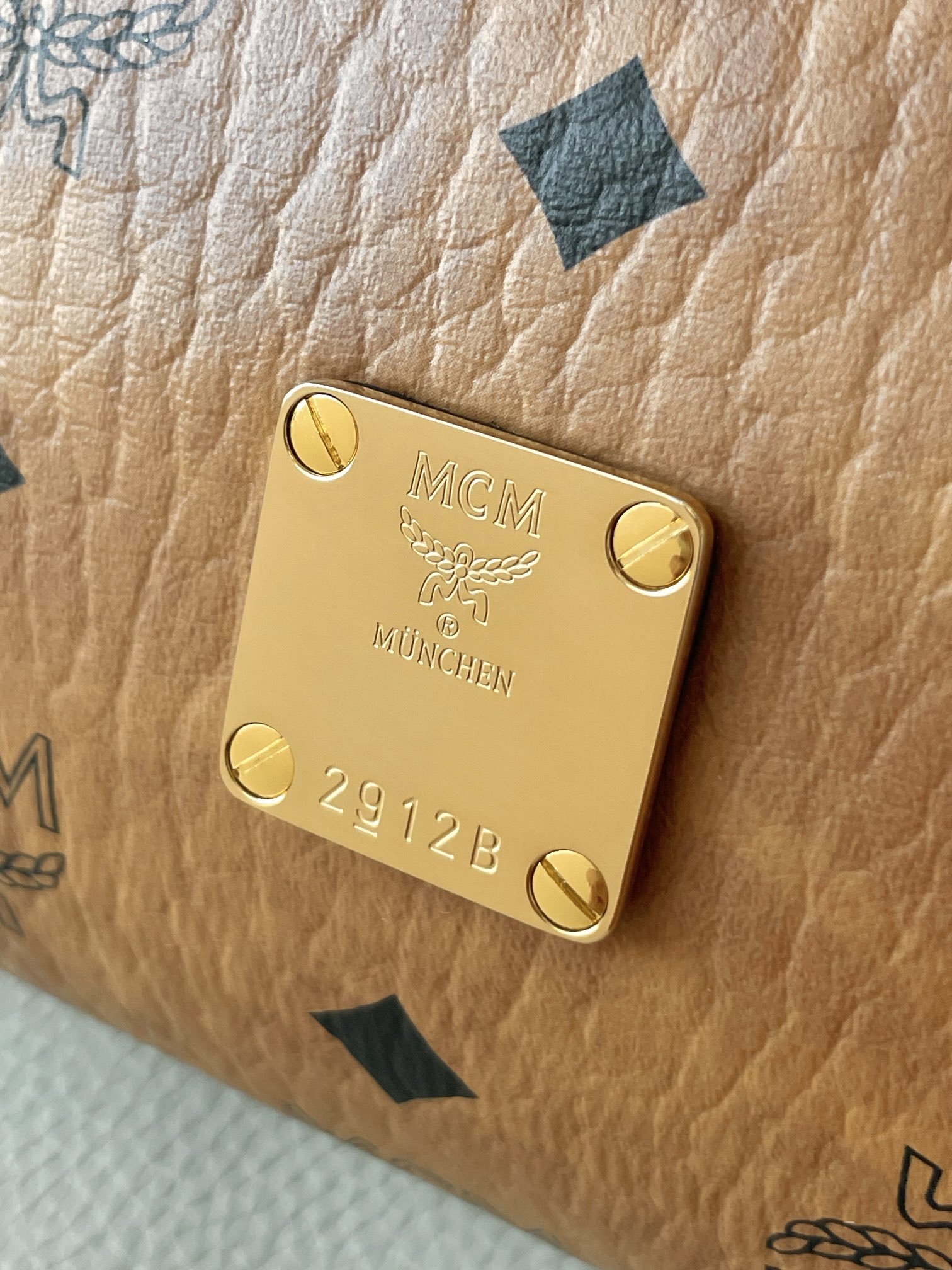 mcm HardwareHardware
