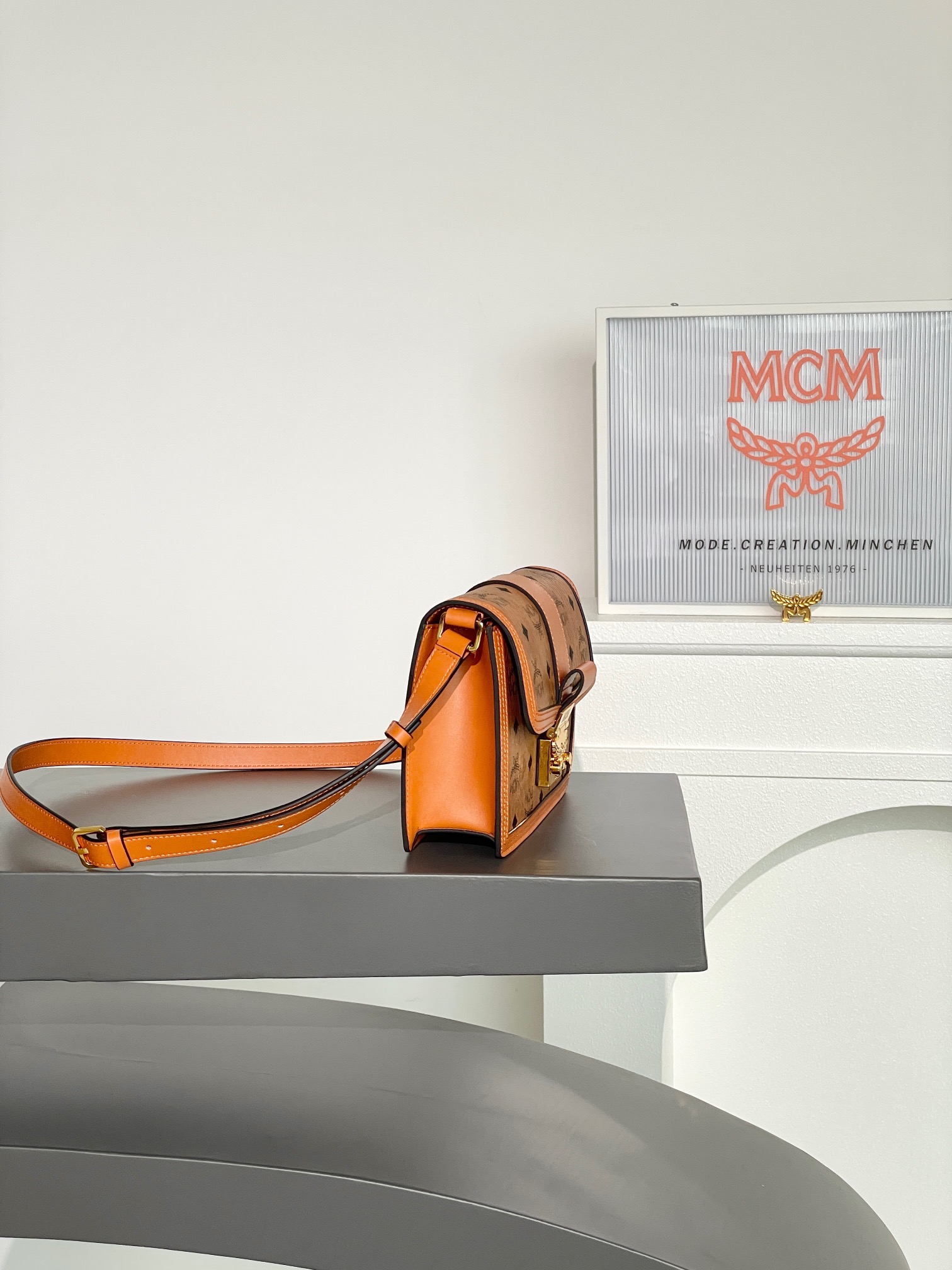 [MCM Women