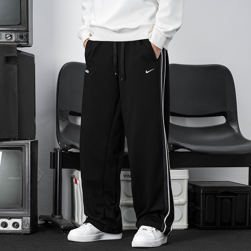 _dwC9s4eaSNUQlUxR19uhRP_2AkvxoN23CTeNb3A