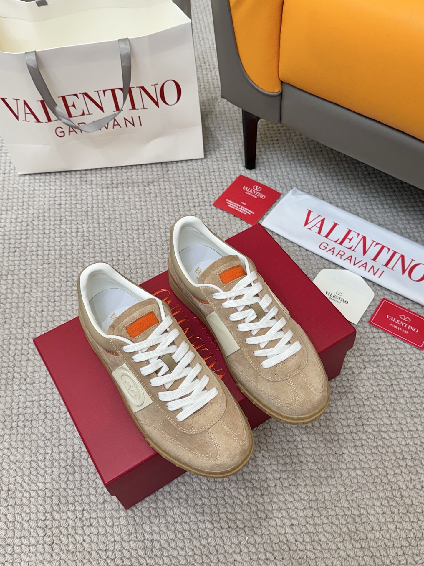 Valentino Baskets Basses Décontractées en Daim pour Femmes - Confort et Style