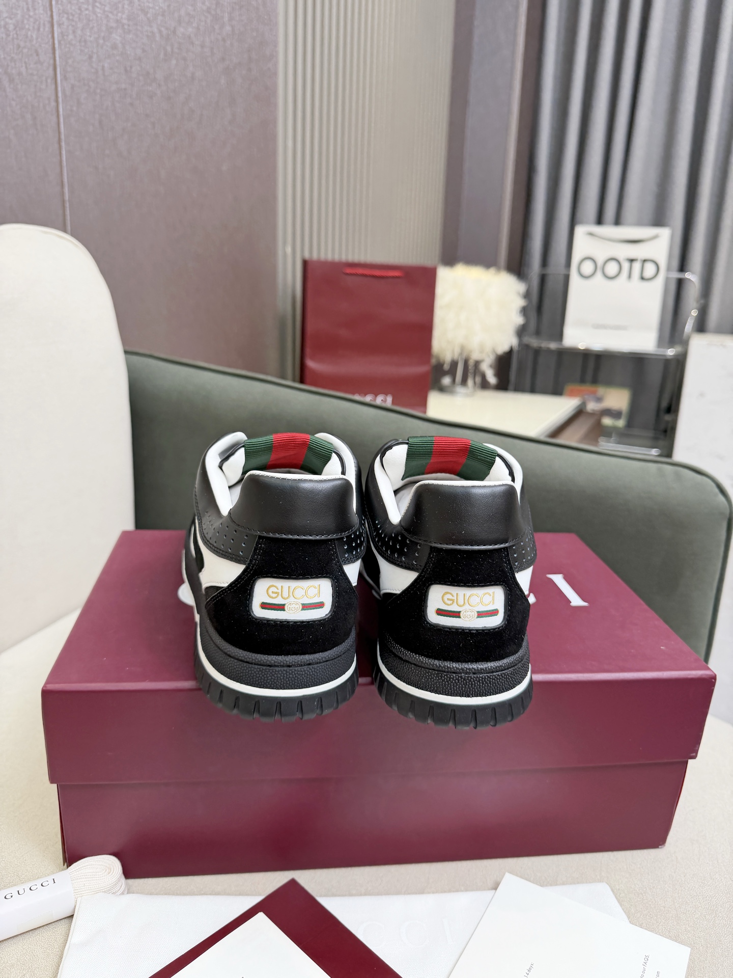 Gucci Sneakers