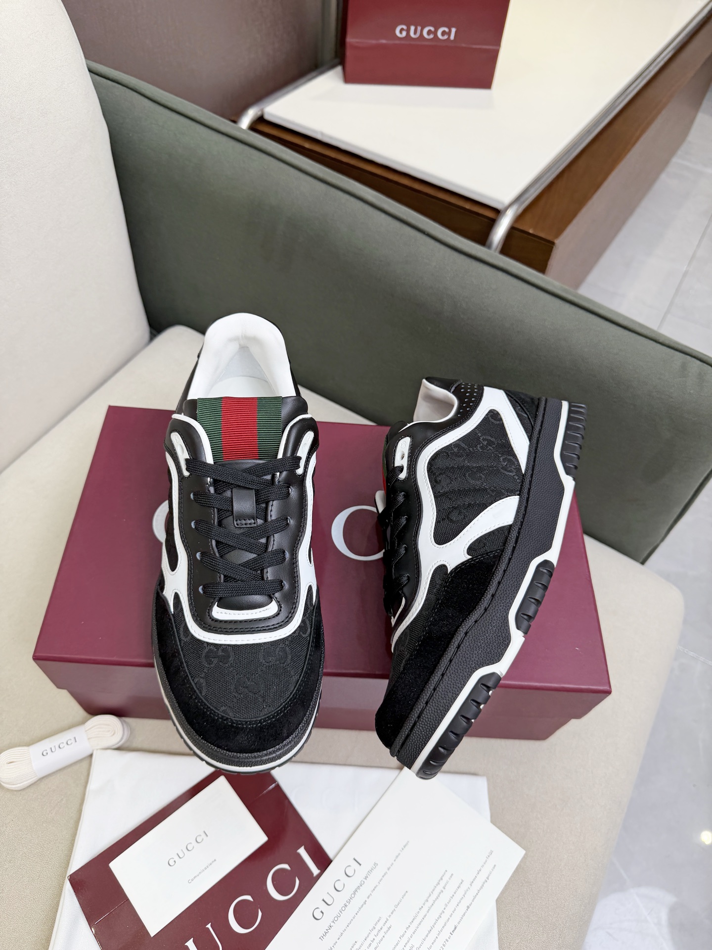 Gucci Sneakers