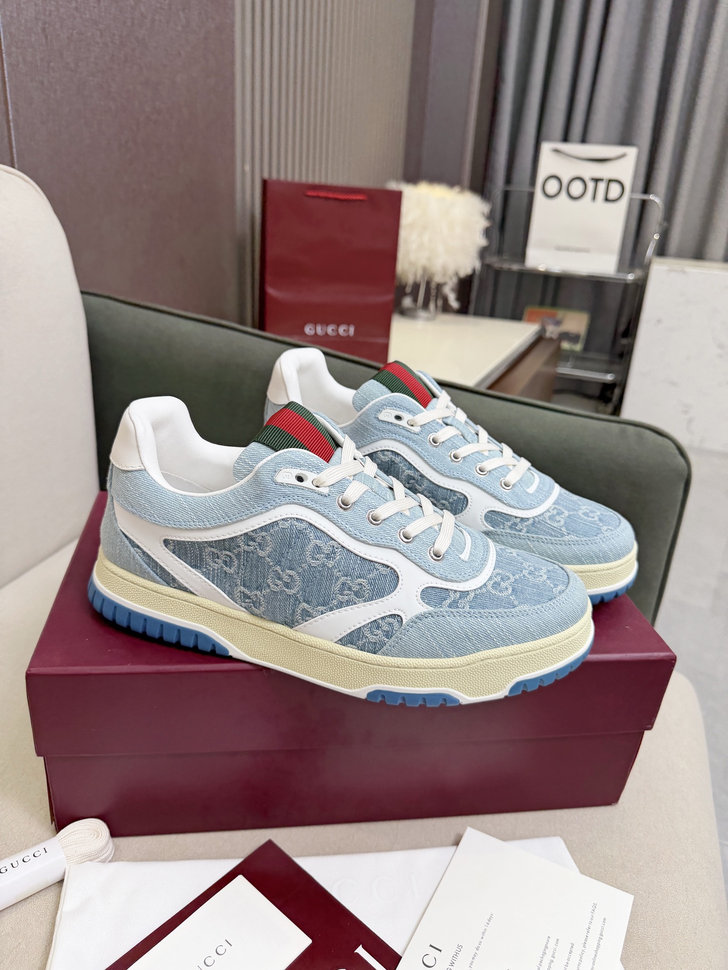 Gucci Sneakers