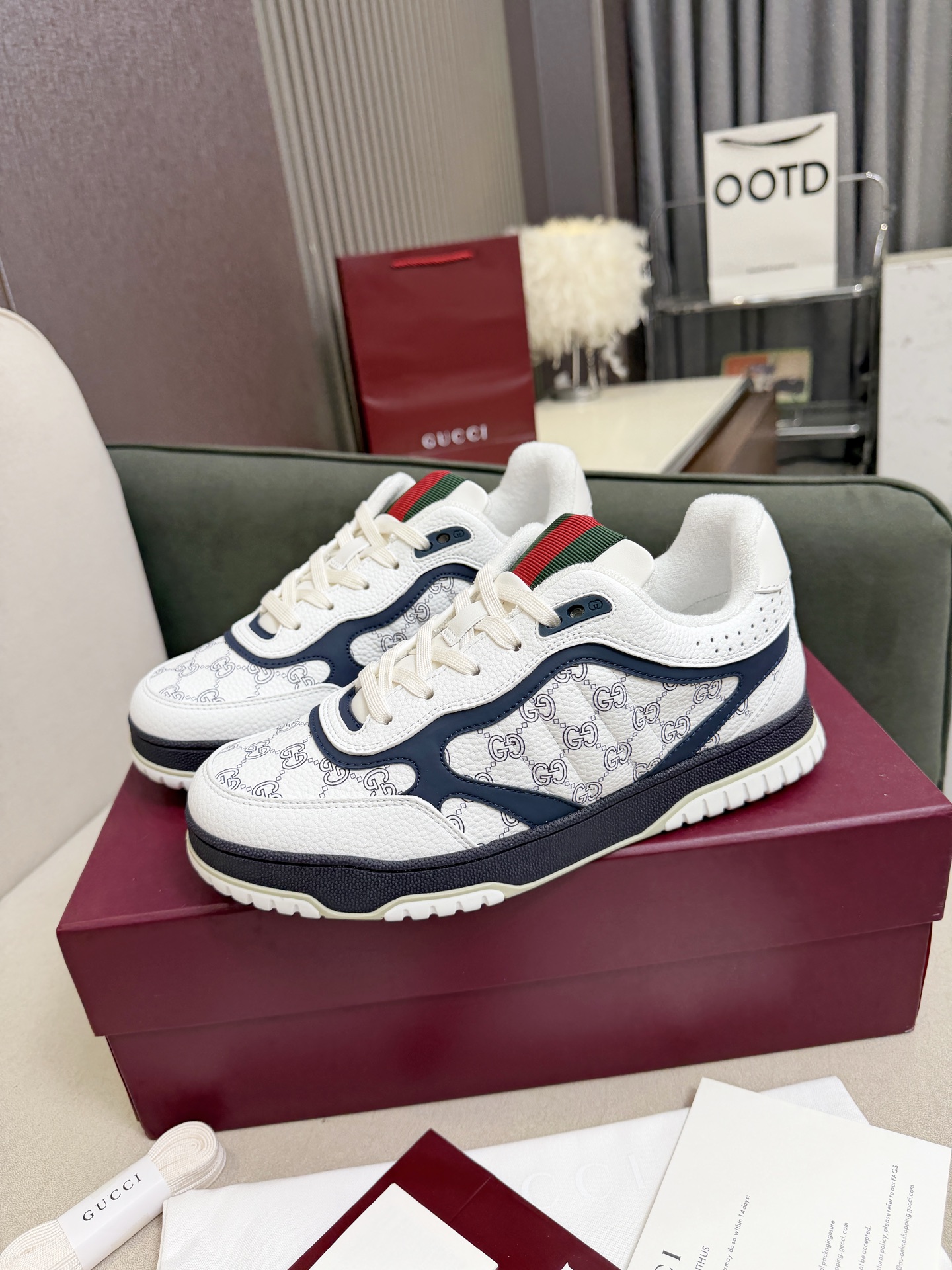 Gucci Sneakers