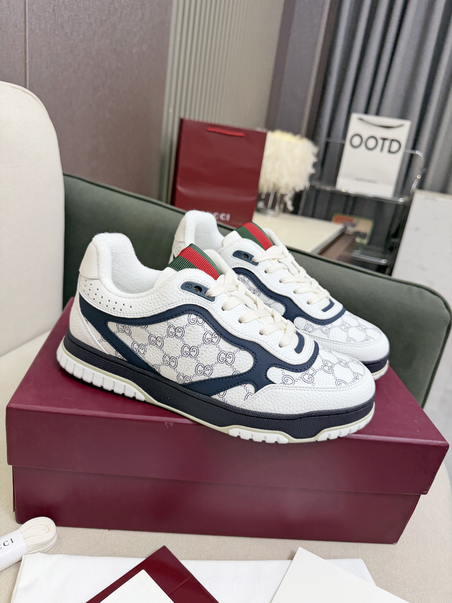Gucci Sneakers