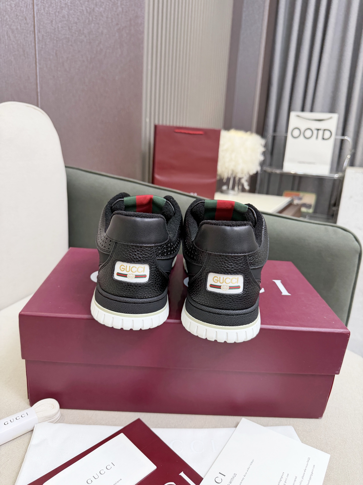 Gucci Sneakers