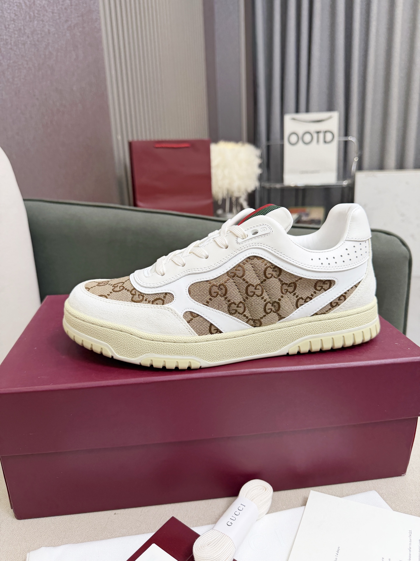 Gucci Sneakers