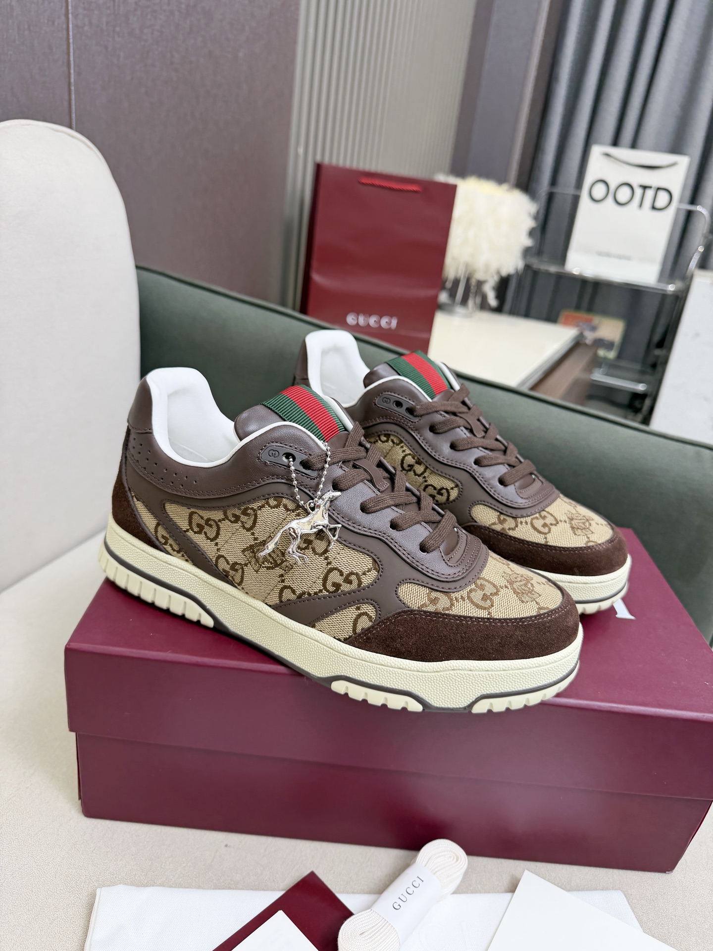 Gucci Sneakers