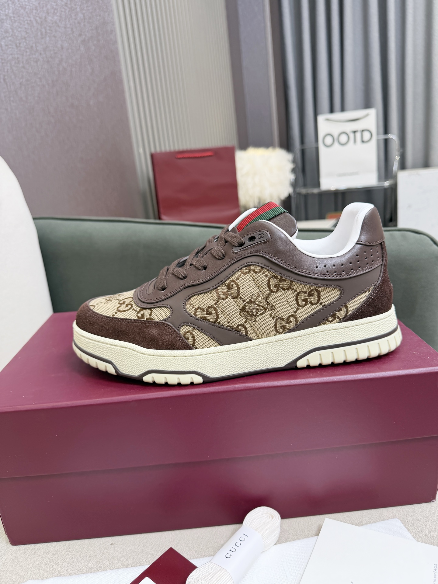 Gucci Sneakers
