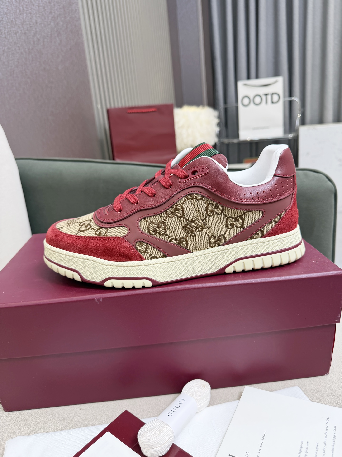 Gucci Sneakers