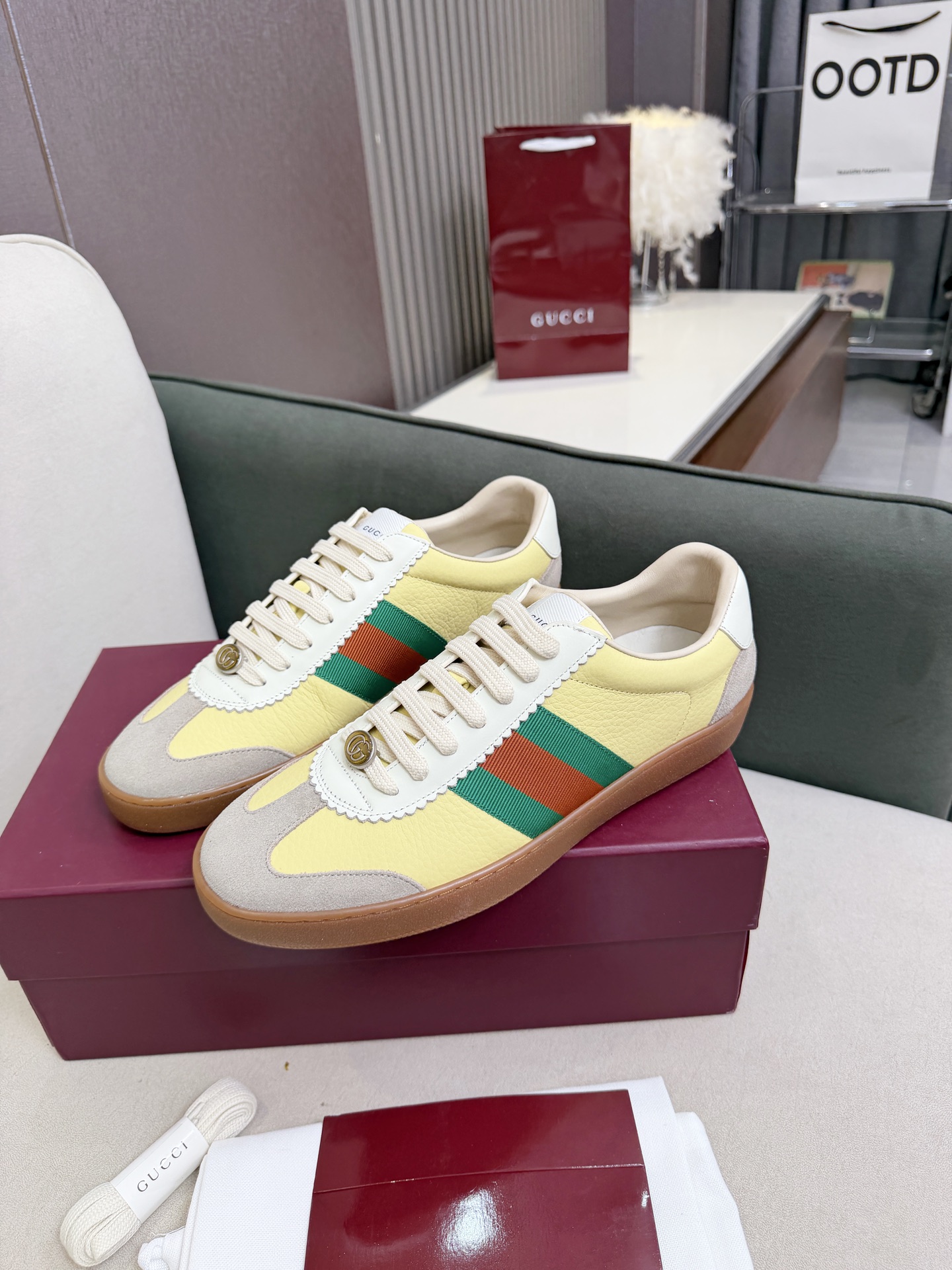 Gucci Sneakers