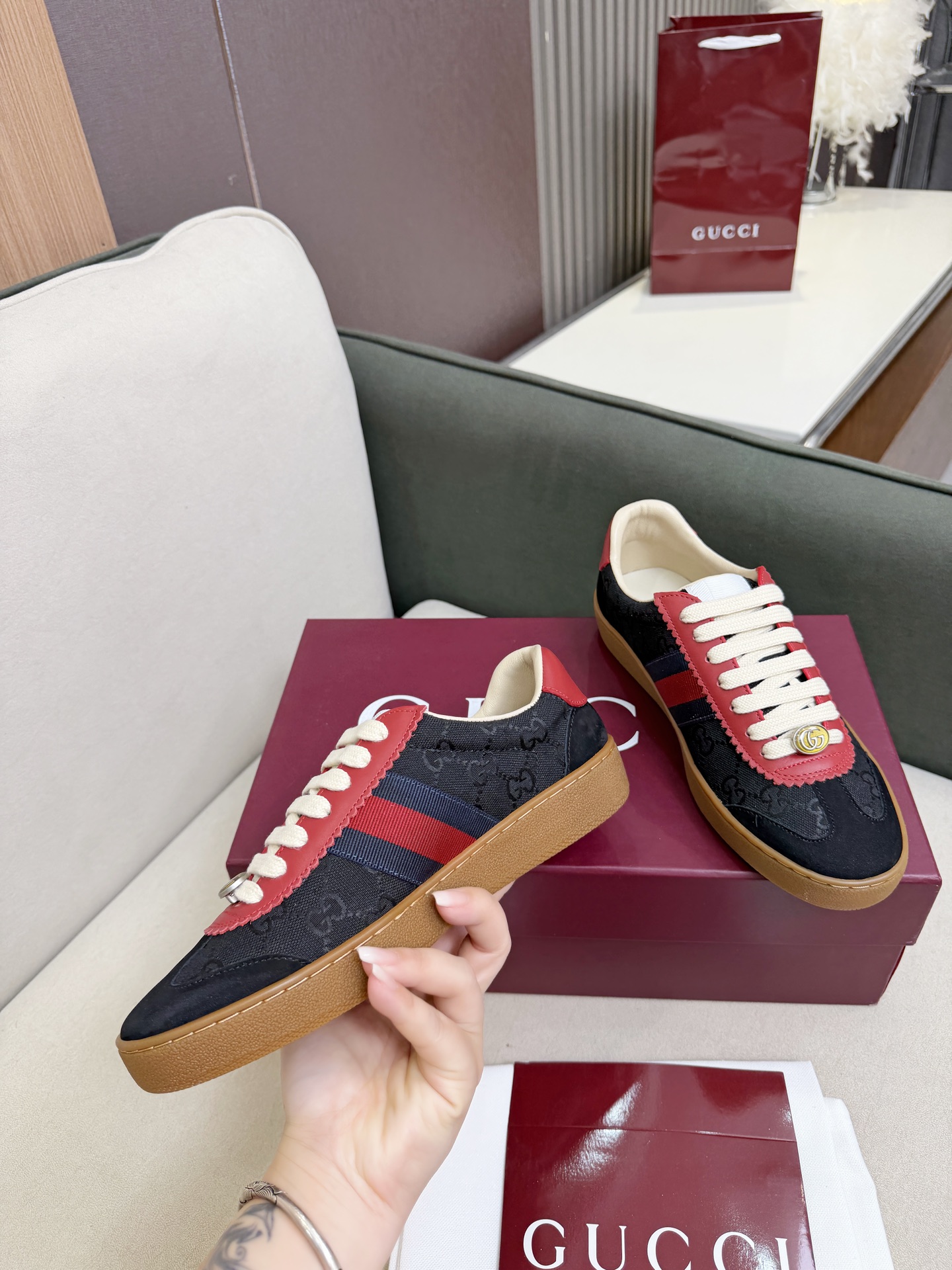 Gucci Sneakers