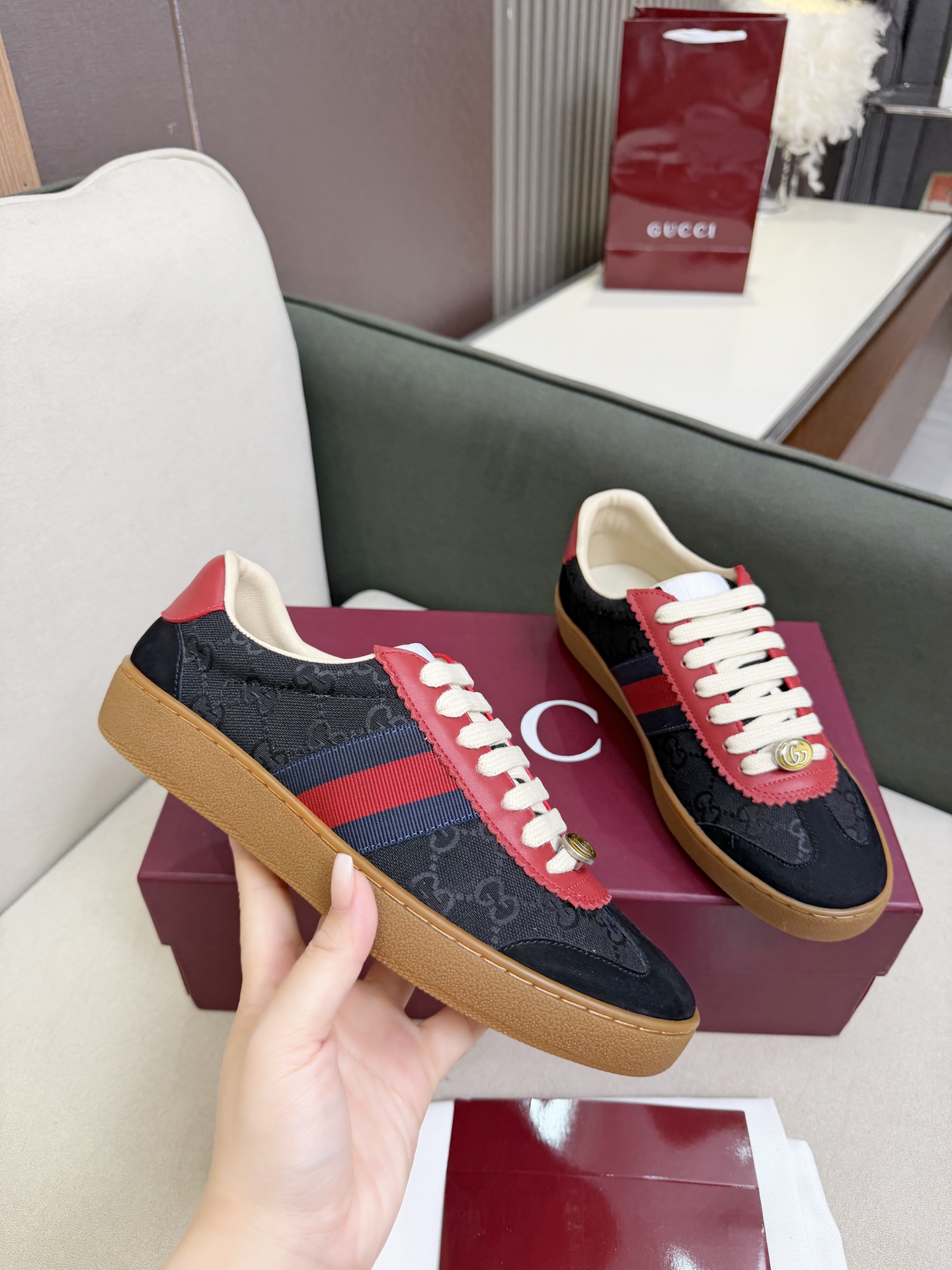 Gucci Sneakers