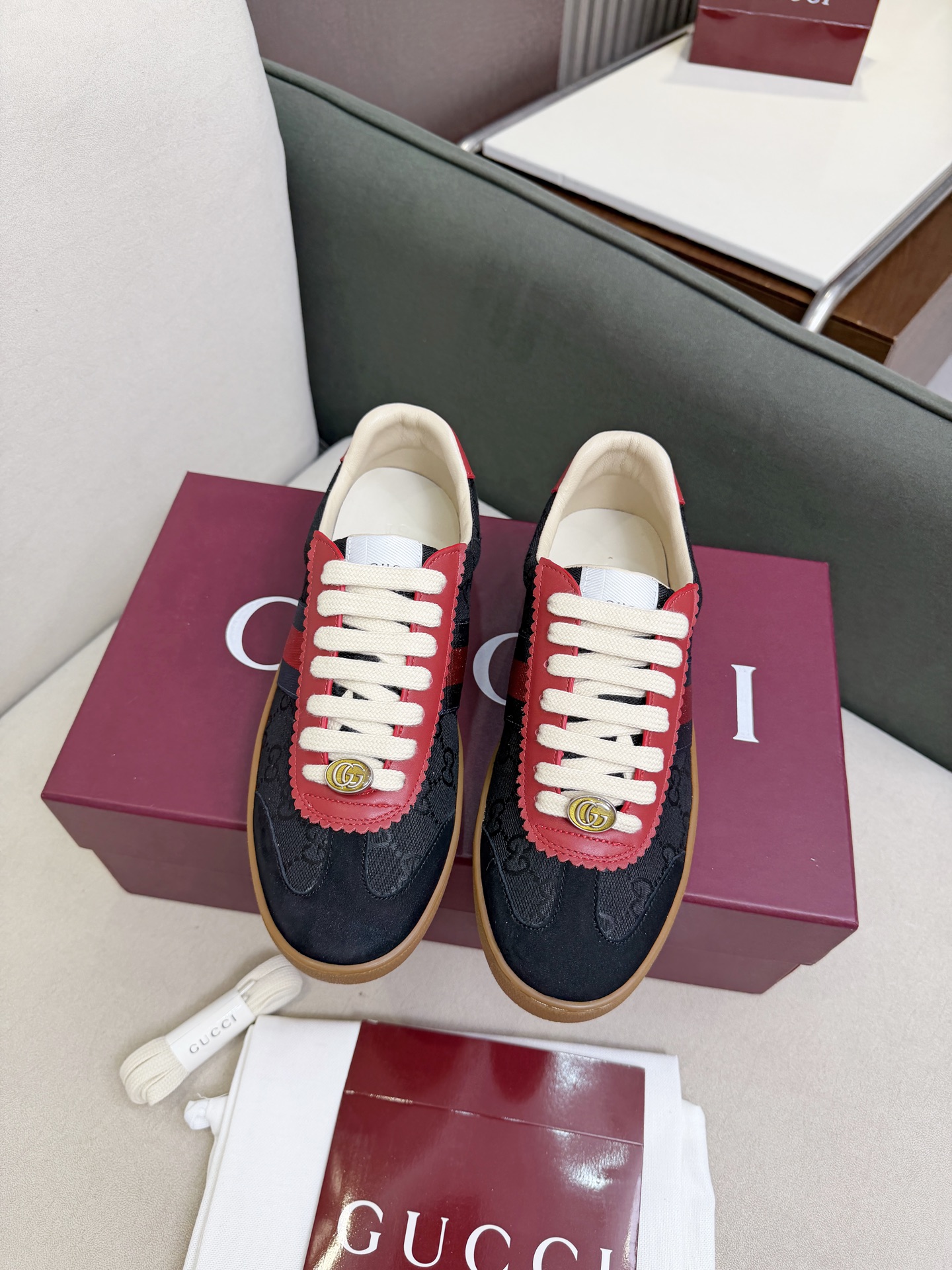 Gucci Sneakers