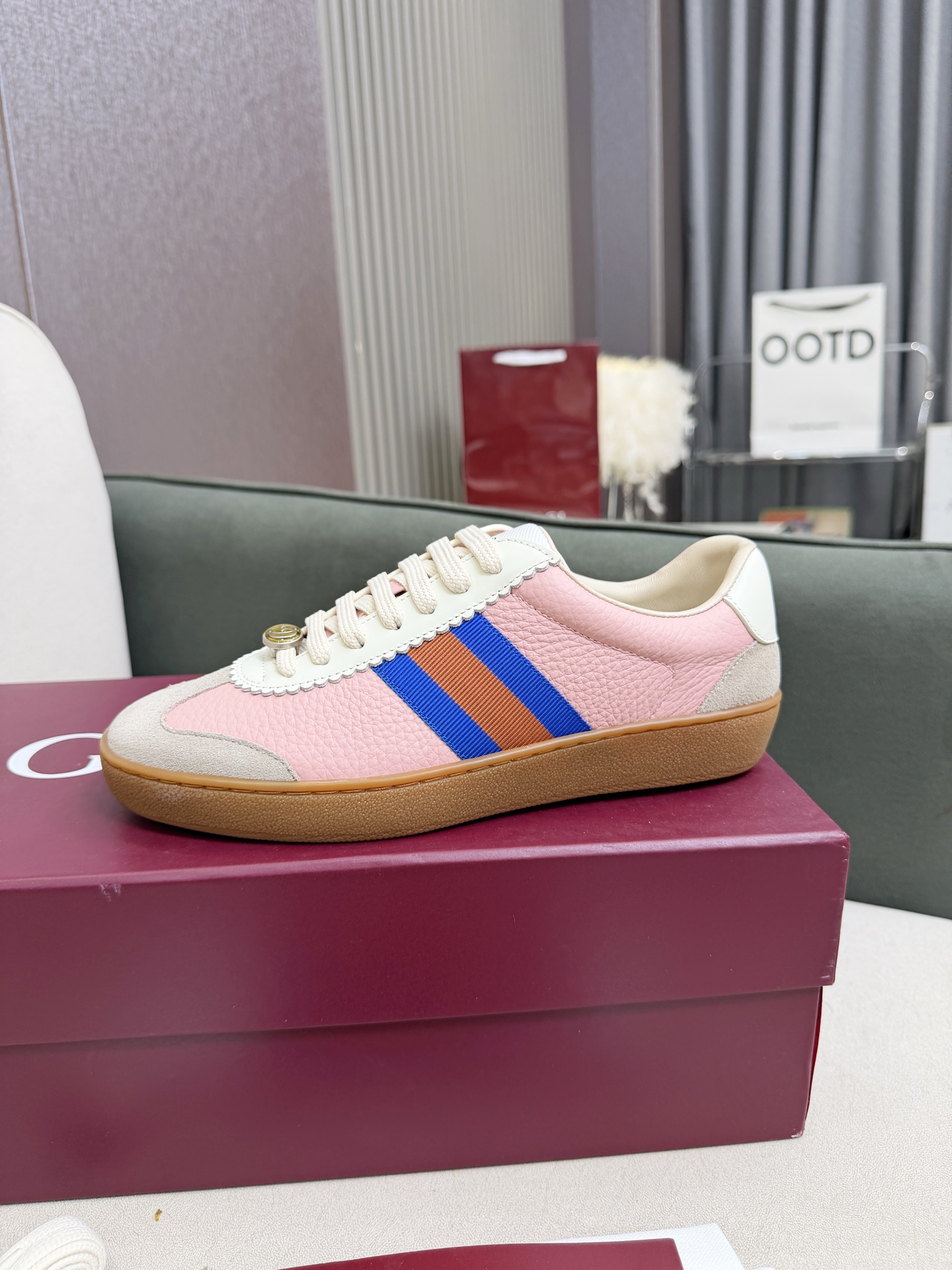 Gucci Sneakers