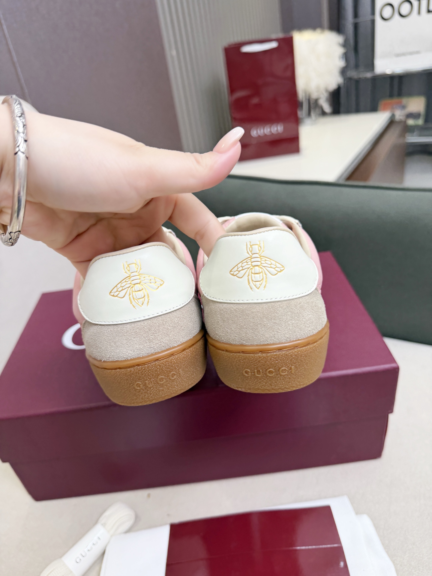 Gucci Sneakers