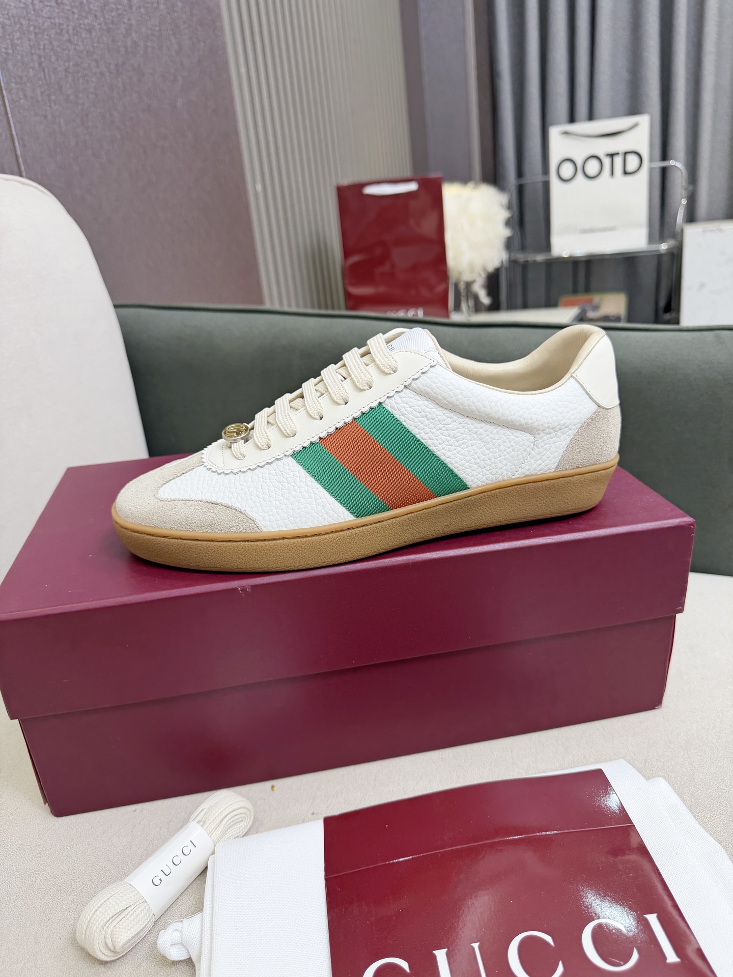 Gucci Sneakers