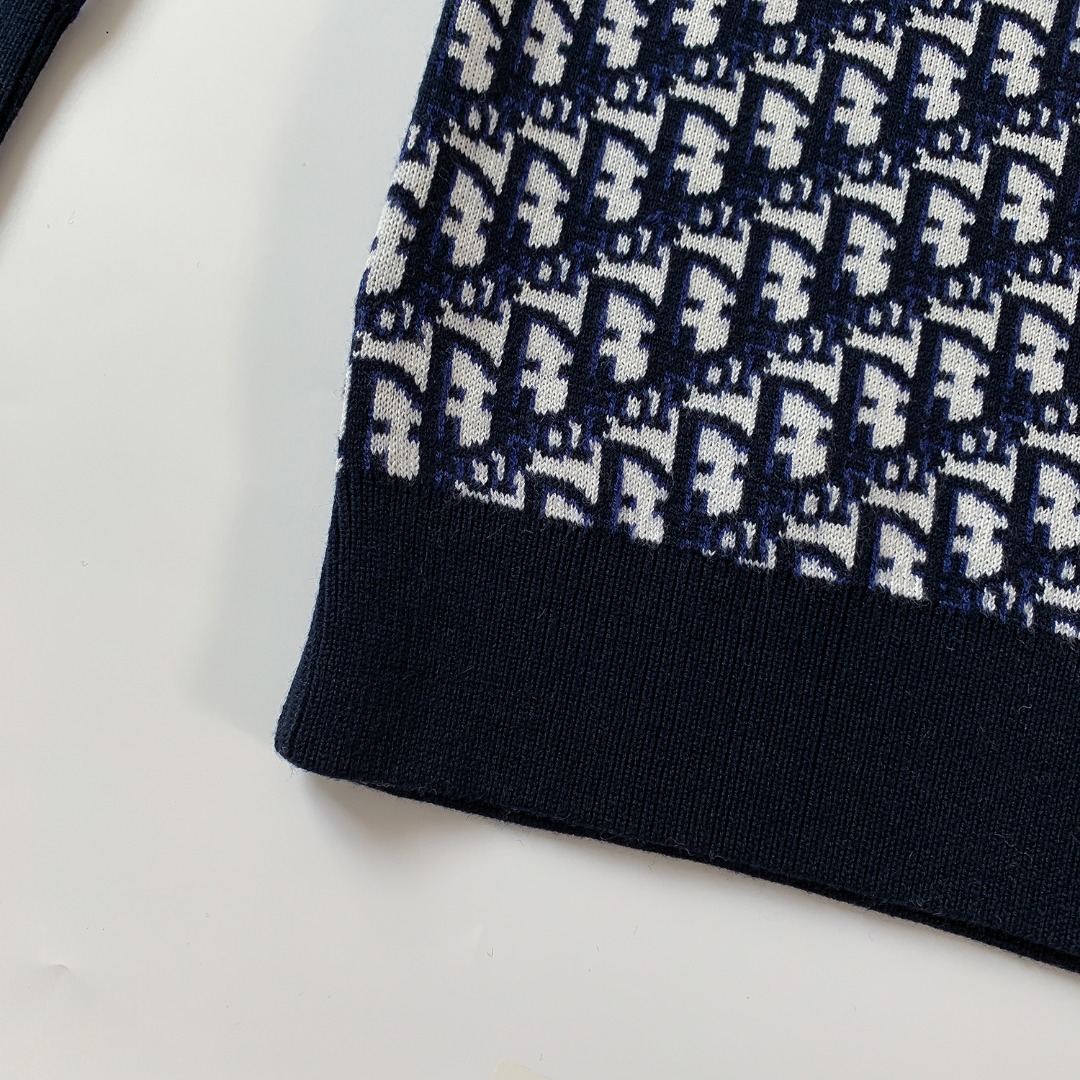 High-Quality Dior 2024 Sweaters: Italian Fabric, Logo Design, Blue Grey Color - 图片 9