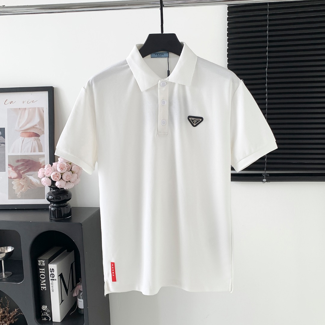 Número de estilo: M169 P100 POLO con logo de PRADA de manga corta El logo del logo es exquisito Tela original Camisa PO…
