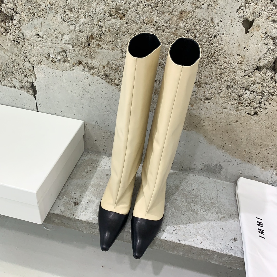 “Stylish Cat Immis 2023: Fashionable Light-Spot Flu for Girls”