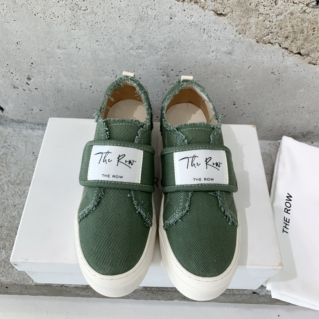 2023 New Sneakers: Simple Design, Tailor-Made Jeans, Sheepskin Lining, Private Rubber Sole
