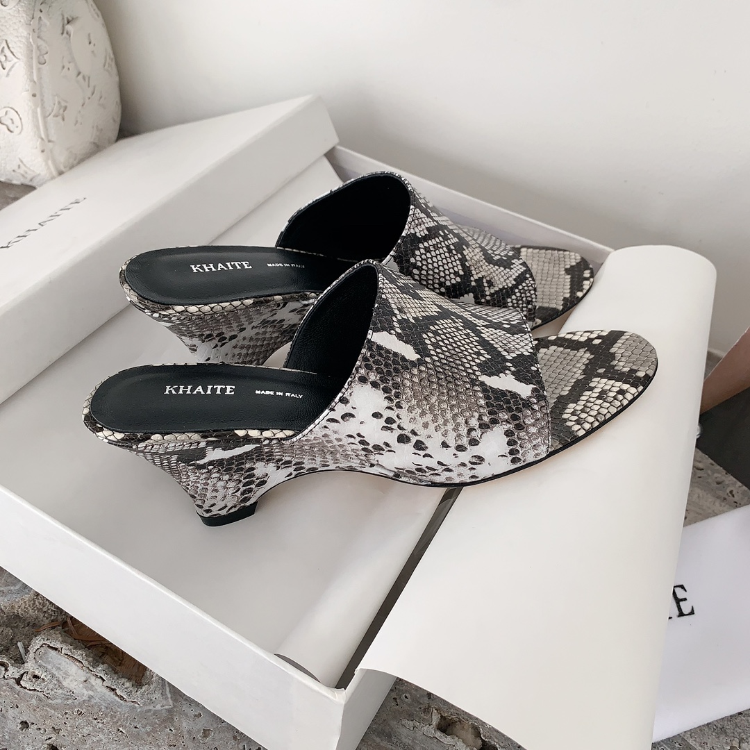 Khaite 2024 High-Fashion Slippers: Unique Style, Premium Quality, Italian Design, Limited Sizes - 图片 5
