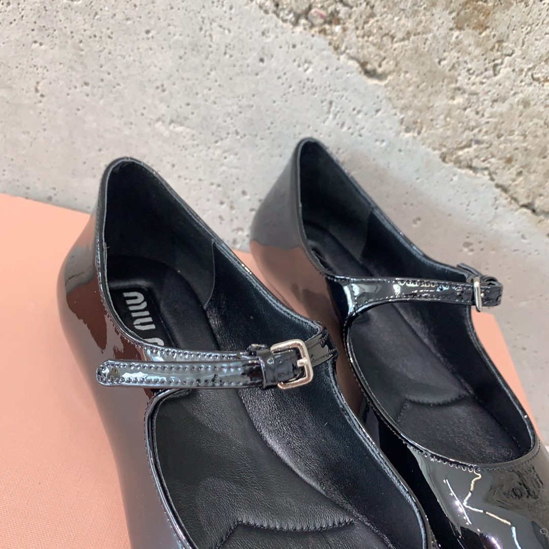 Louis Vuitton Haute Couture Classic Luxury Leather Shoe Loafer Shoes 6