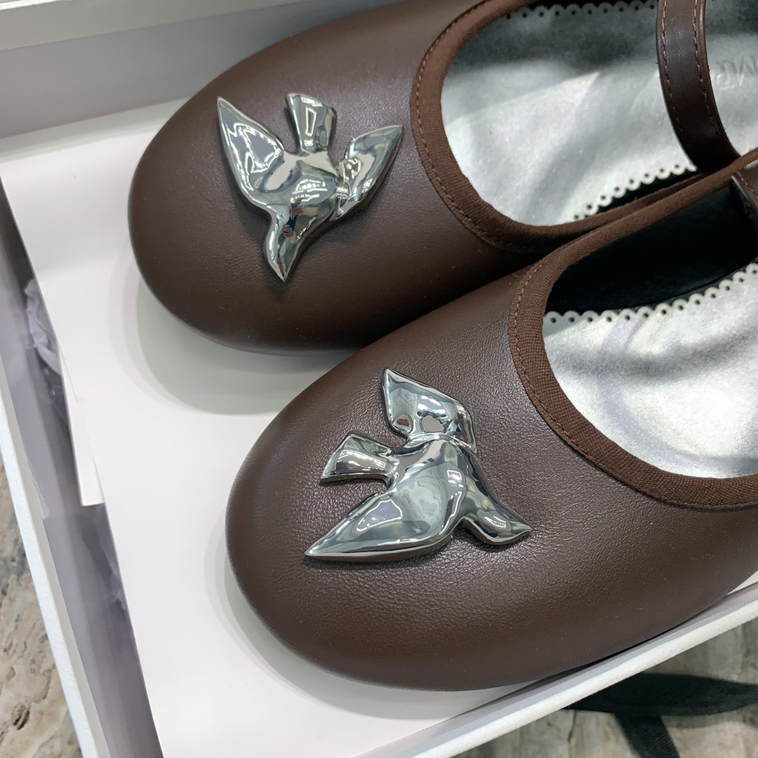 Stylish 2024 Platinum Cotemps and Shoes in Italian Skin, Sizes 35-39 - 图片 7