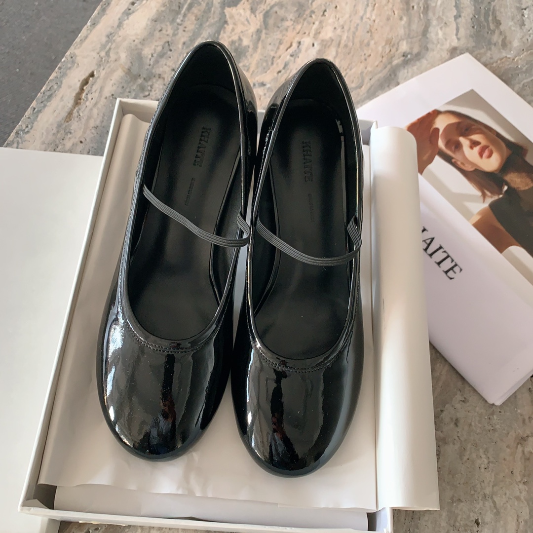 High-Quality Khaite Mary Queen’s Shoes: Simple, Comfortable, and Stylish - 图片 4