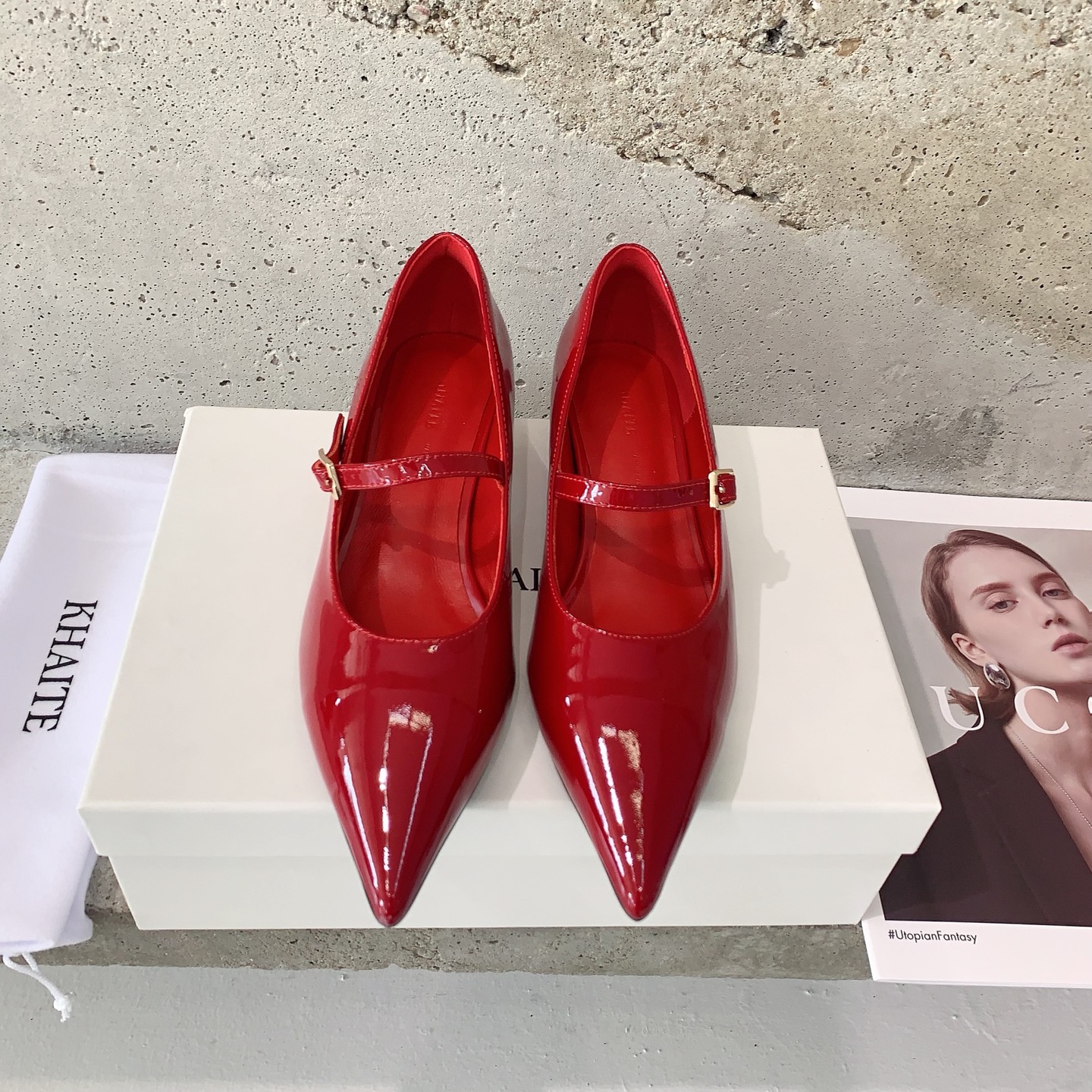 “Khaite Mary Quest: New Stylish and Comfy Paint-Skinned Boots, High-Quality Italian Imports”