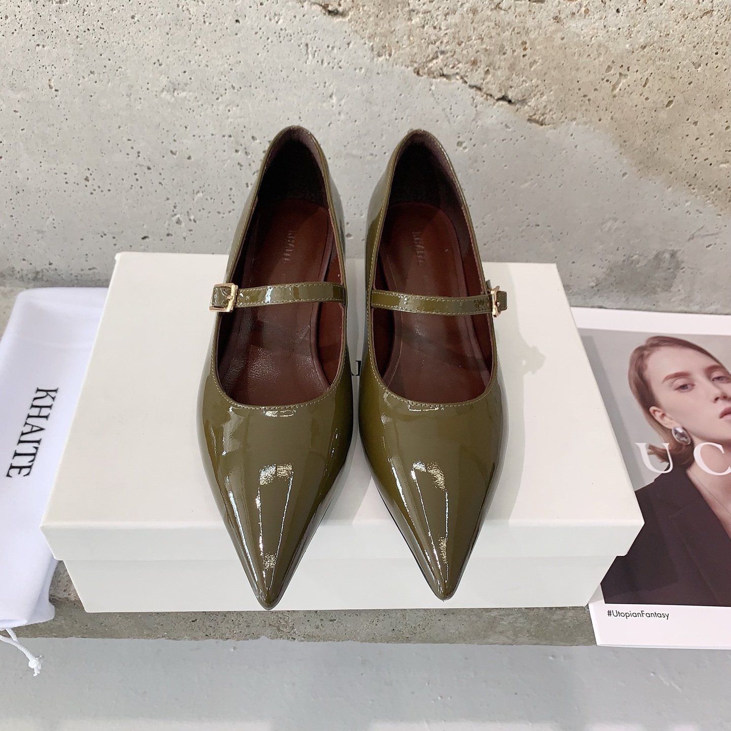 “Khaite Mary Quest: Stylish, Comfortable, High-Quality Paint-Skinned Boots in Various Sizes”