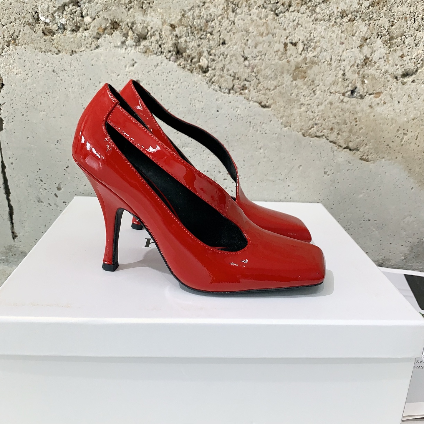 “Khaite Mary Jane Shoes: Simple, Comfy, High-Quality, Imported Italian Leather, Size 35-39” - 图片 4