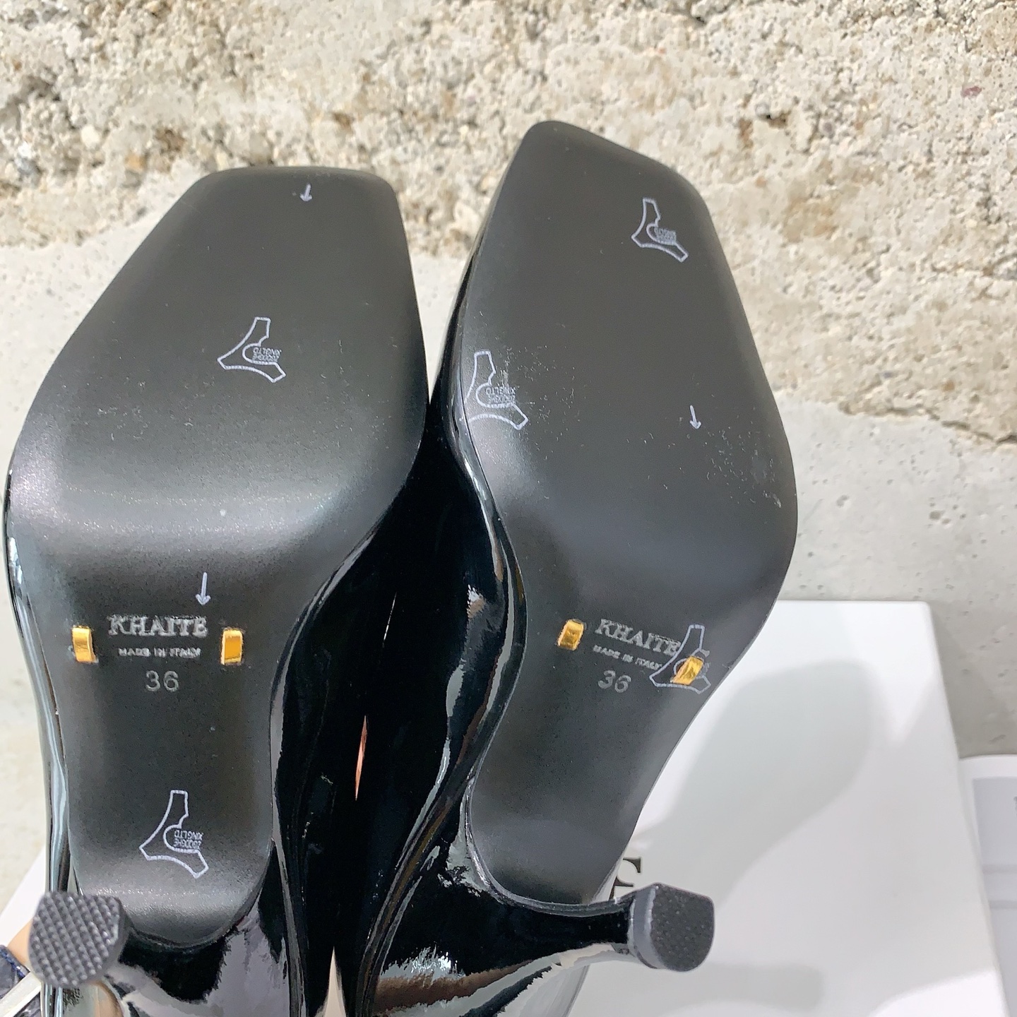 “Khaite Mary Jane Shoes: Simple, Comfy, High-Quality, Italian Design, Size 35-39” - 图片 7