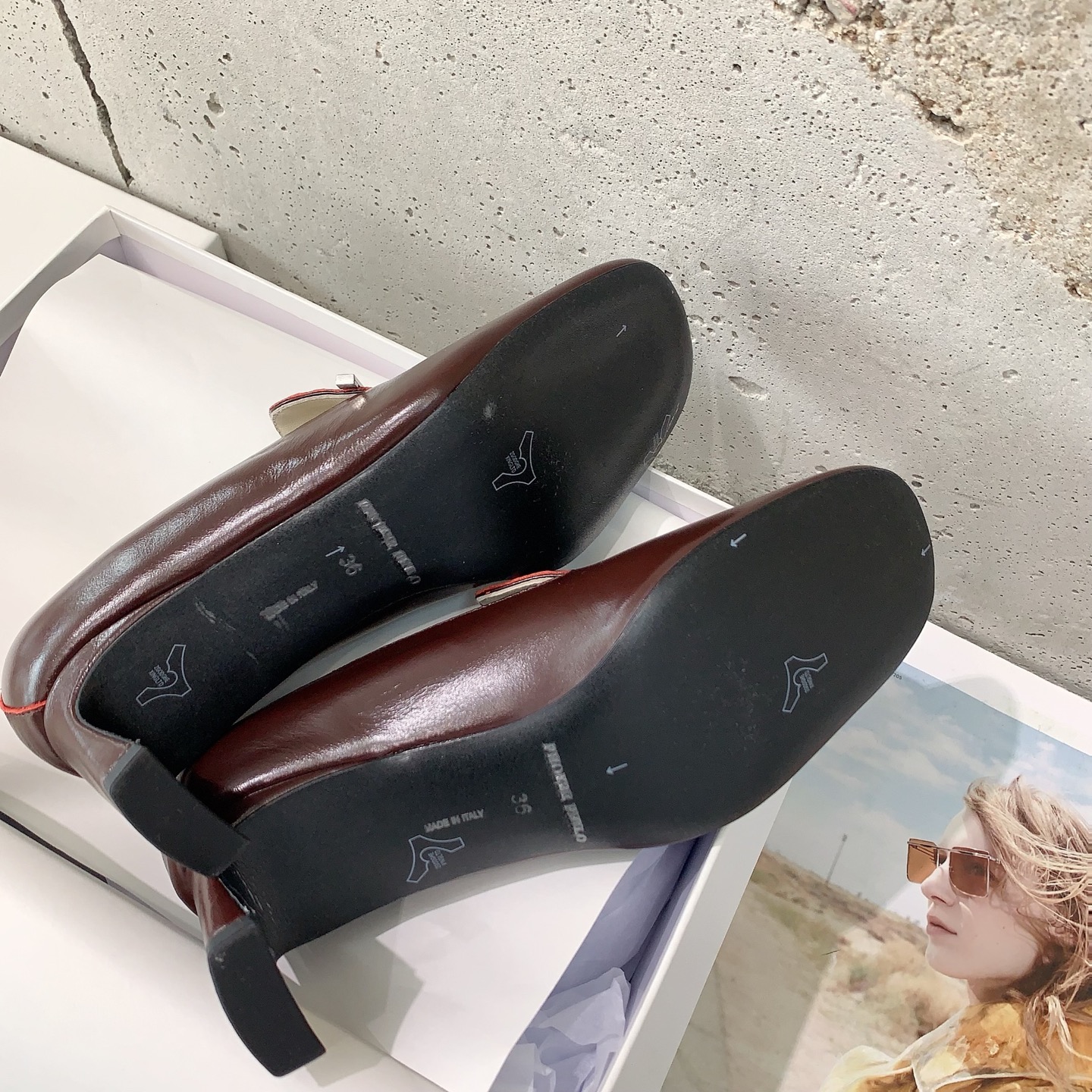 
PHOEBE PHILO✨2025早春新款高跟鞋👠简单的线条和低调的色彩，简约硬朗大女主风🤩时尚通勤两
