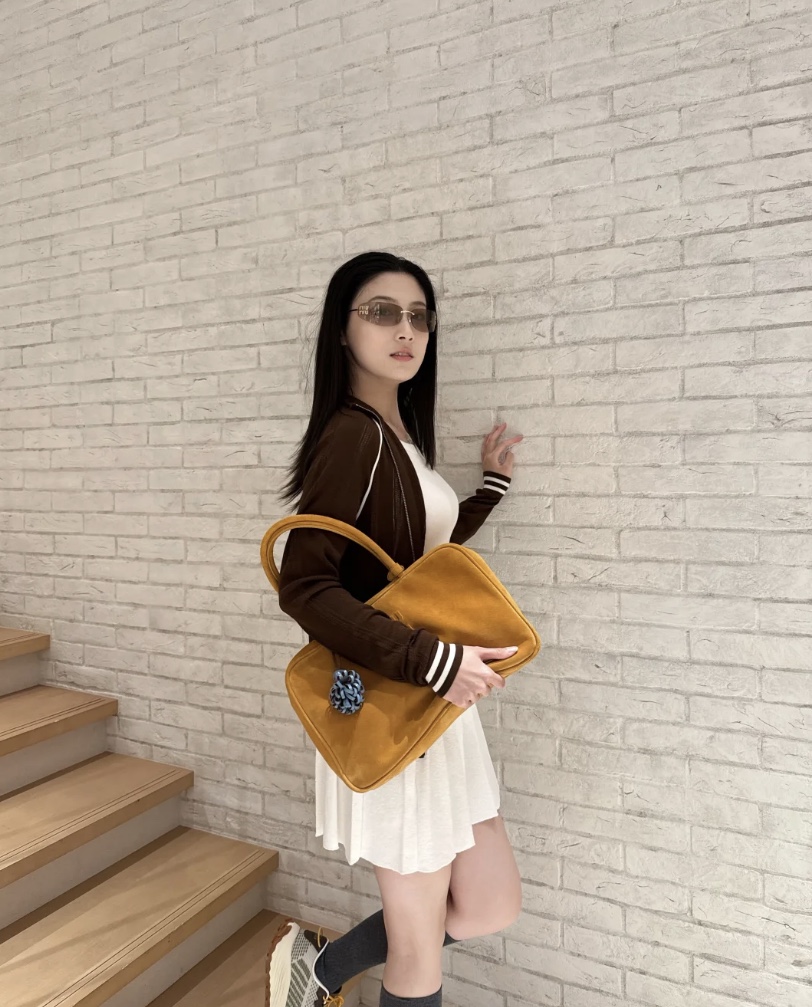 NO:408162,Dressing demonstration, casual shoes/sports shoes, sneakers19860909穿搭示范,休闲鞋/运动鞋,sneakers,Women's Shoes