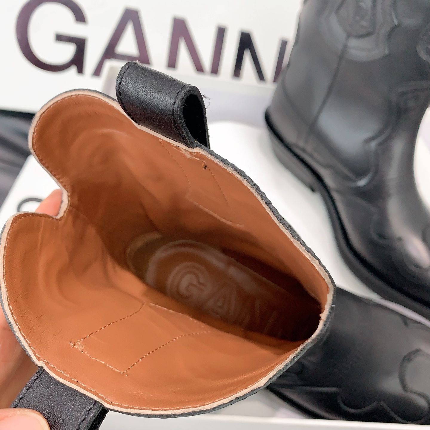 Stylish Ganni Western Cowboy Boots for Fall and Winter Collection - 图片 6