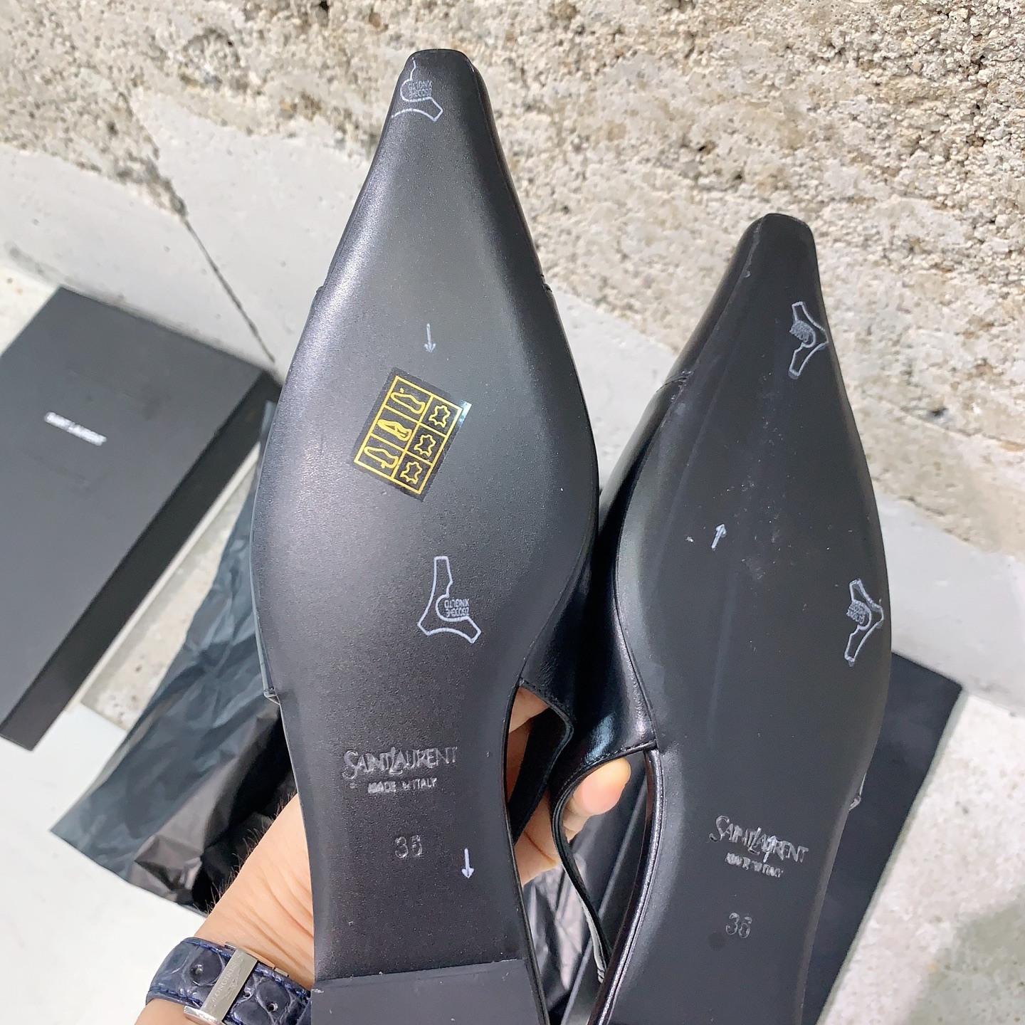 “2025 Square Shoes: Saint Lauren’s Light-Sniffed Tweed Muller Shoe Collection” - 图片 8