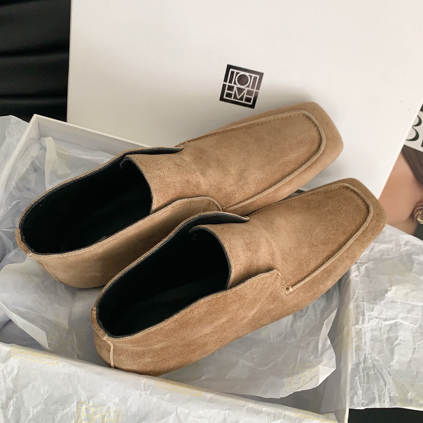 Toteme Twilight Winter Boots: Stylish, Simple, High-Quality Italian Leather (Size 35-39) - 图片 5