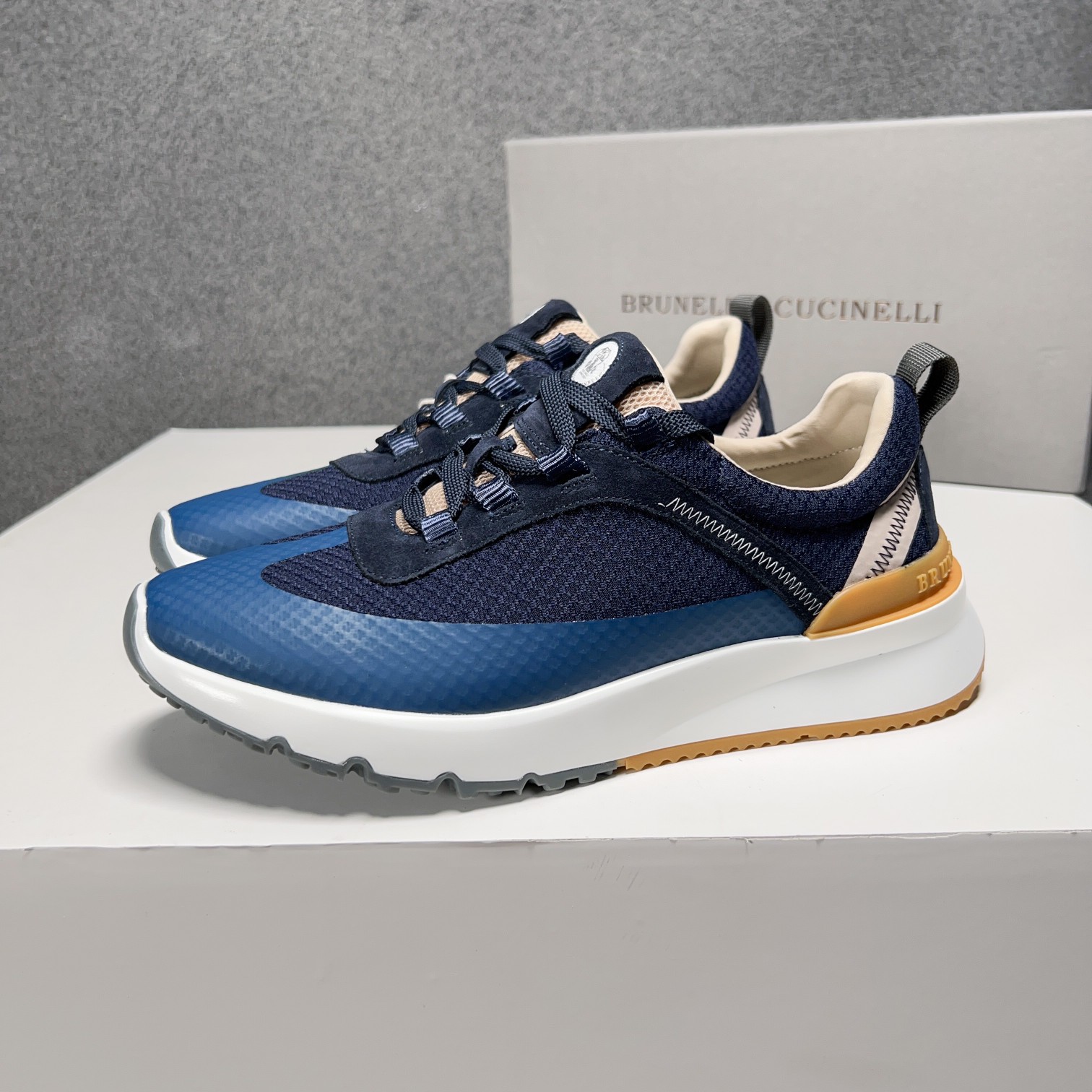 BC Nuevo Brunello Cucinell* Mixed Colour Knit Low Top Sneakers Precio oficial RMB, Los hilos clásico