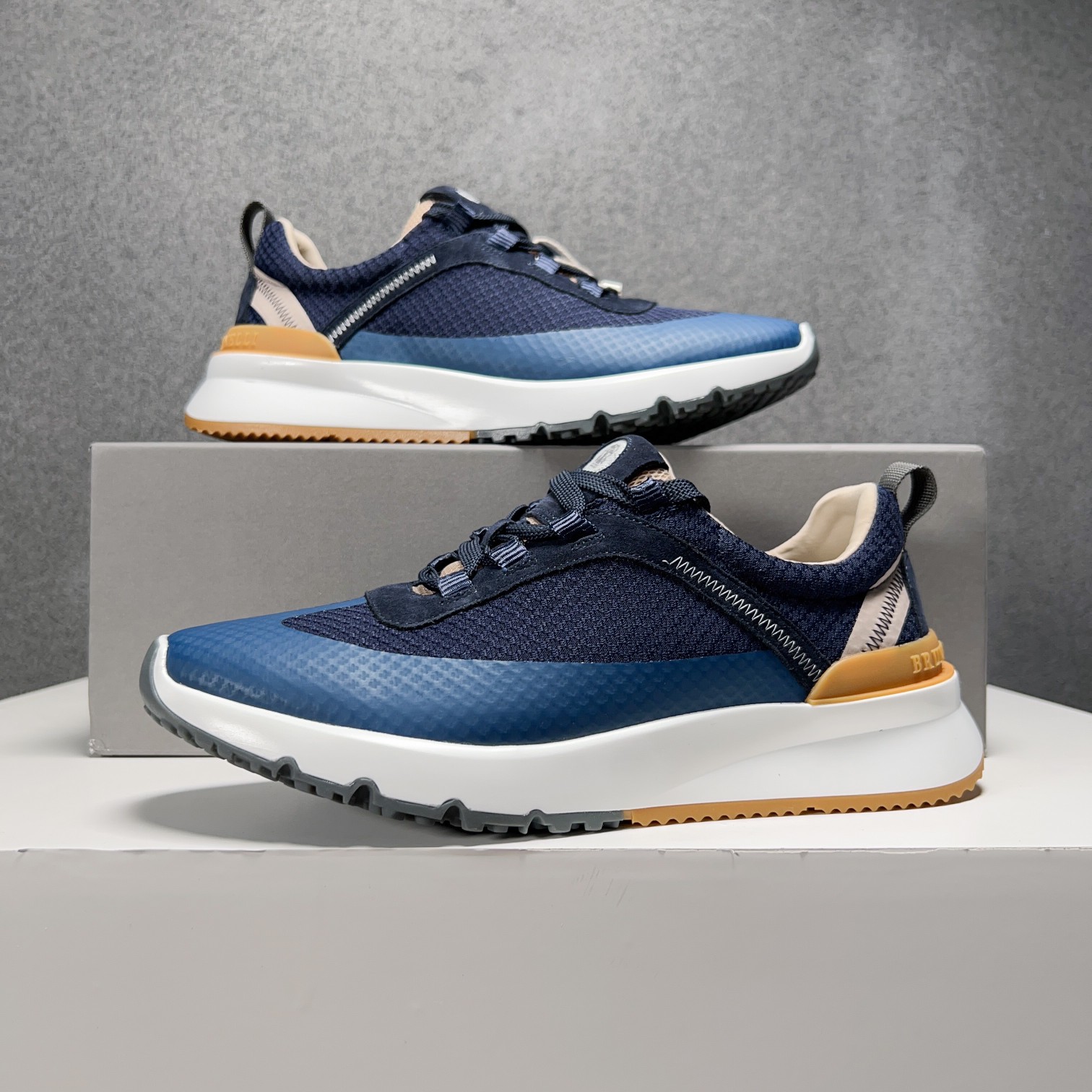 BC Nuevo Brunello Cucinell* Mixed Colour Knit Low Top Sneakers Precio oficial RMB, Los hilos clásico