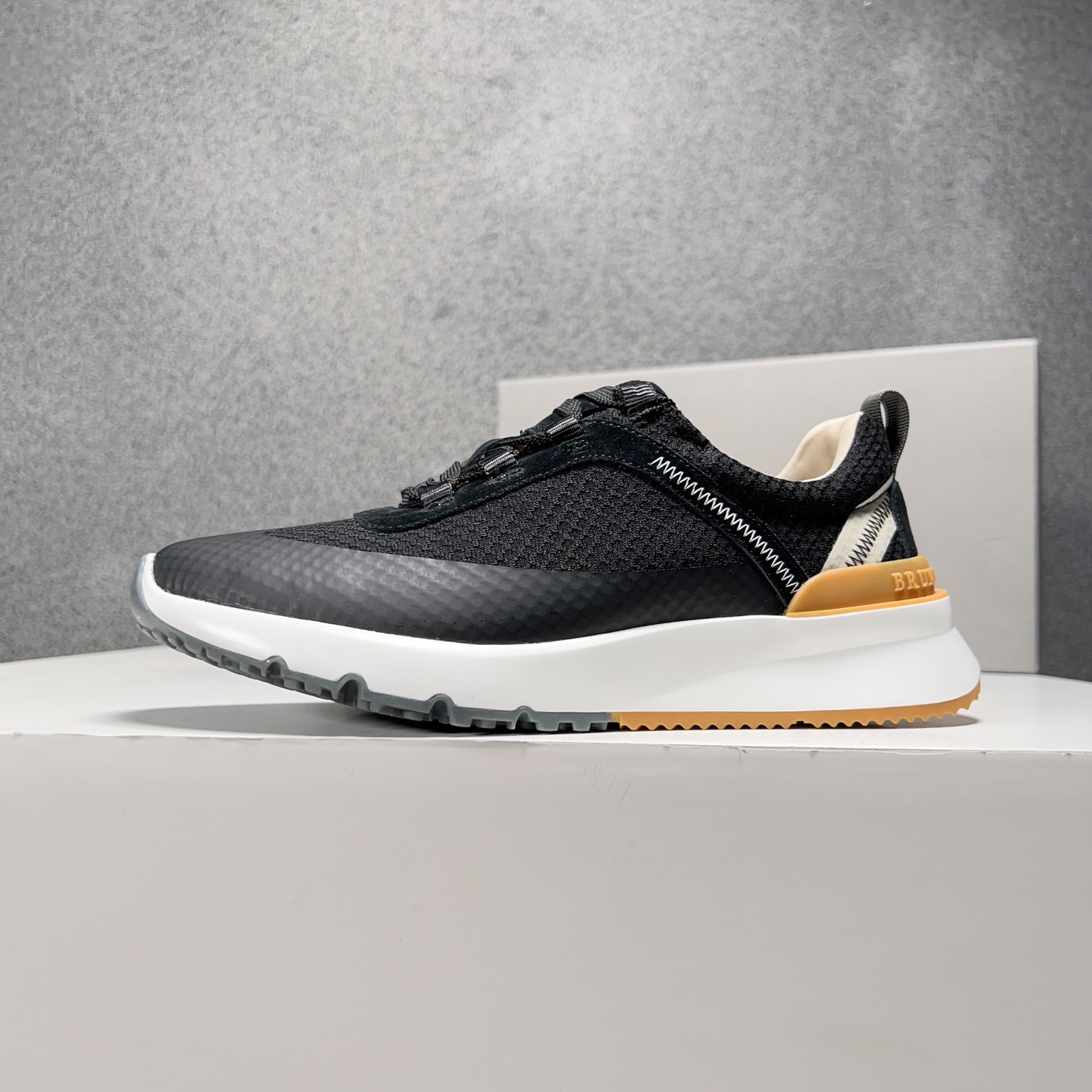 BC Nuevo Brunello Cucinell* Mixed Colour Knit Low Top Sneakers Precio oficial RMB, Los hilos clásico
