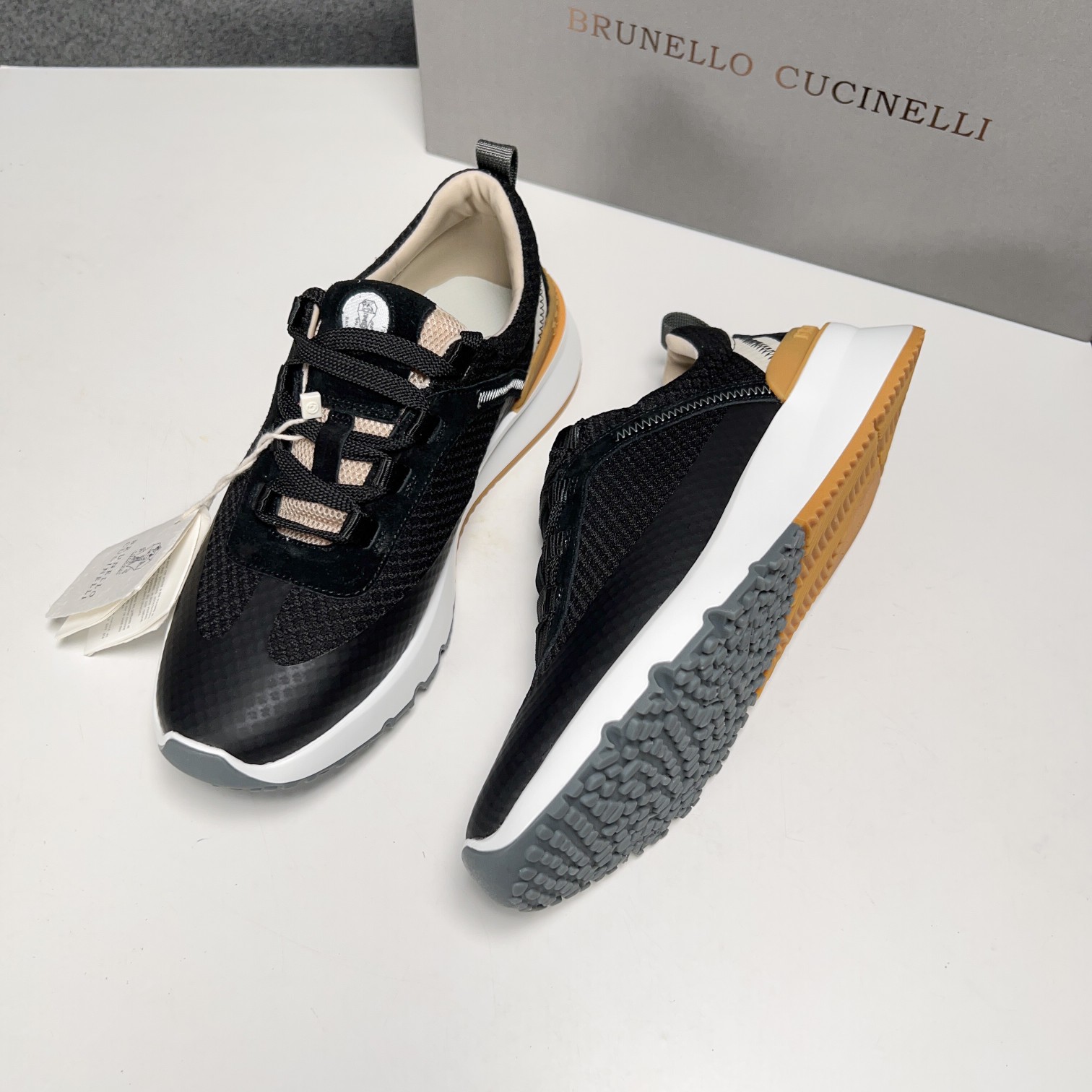 BC Nuevo Brunello Cucinell* Mixed Colour Knit Low Top Sneakers Precio oficial RMB, Los hilos clásico