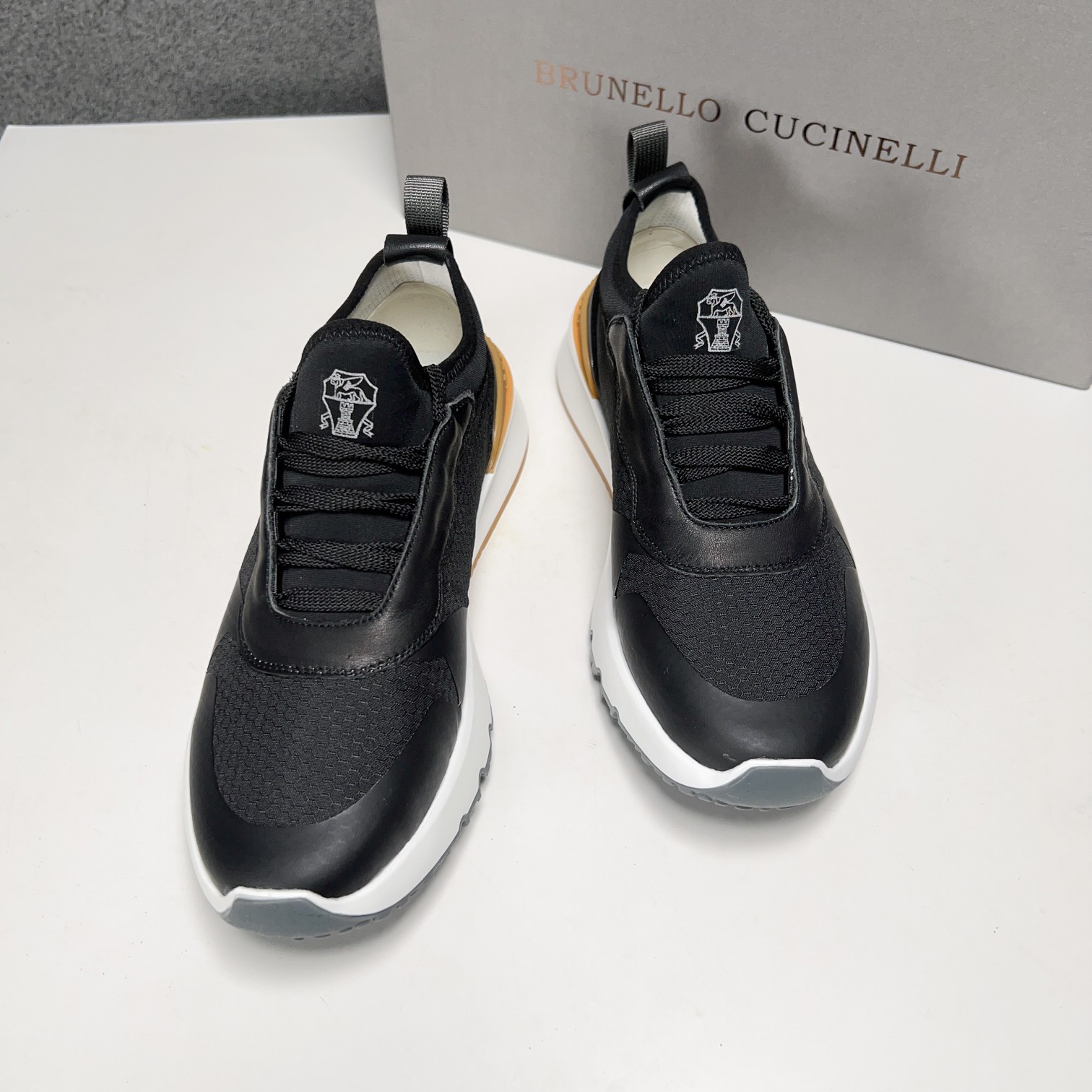 BC Nuevo Brunello Cucinell* Mixed Colour Knit Low Top Sneakers Precio oficial RMB, Los hilos clásico